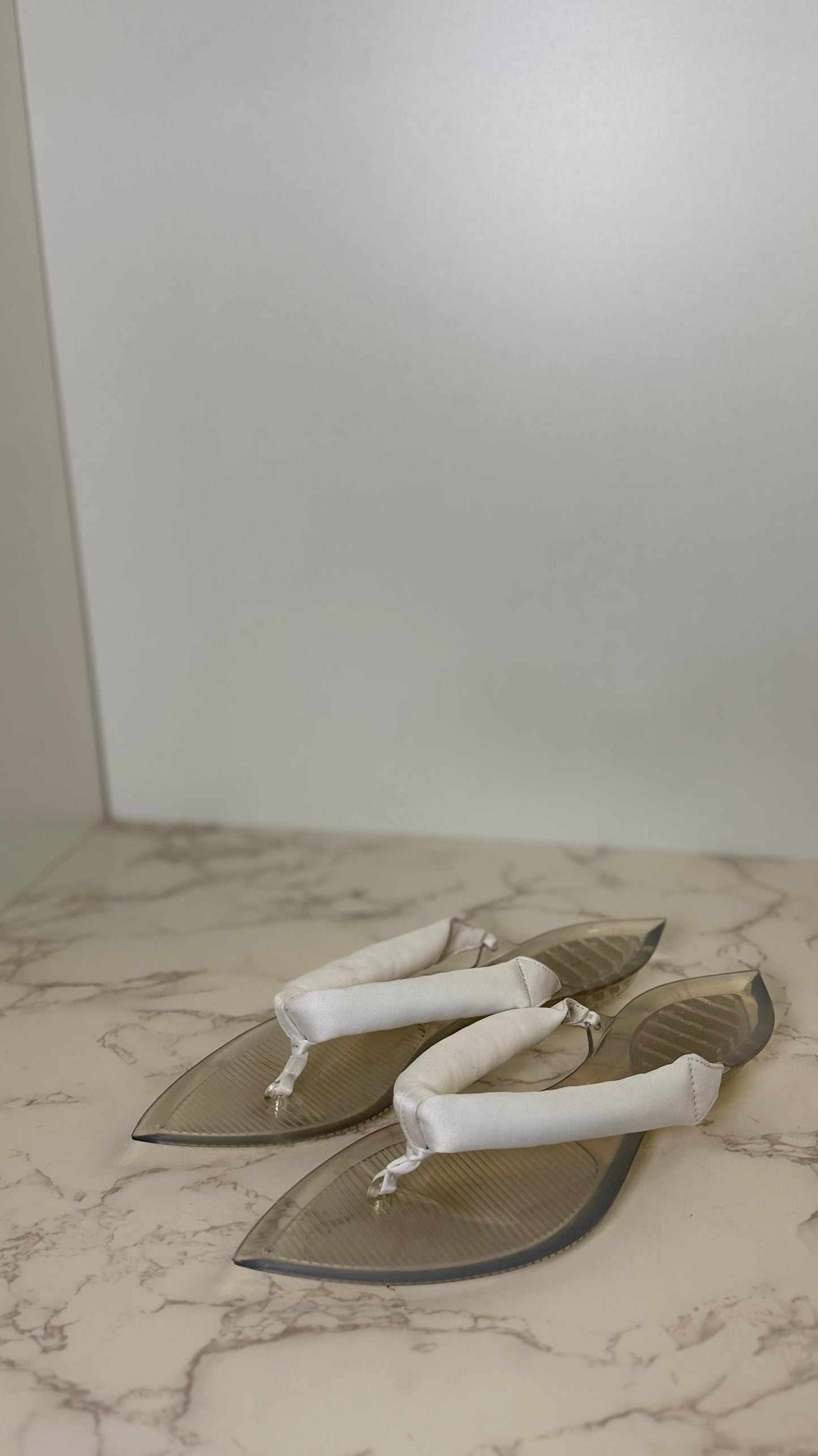 AlAIA flip flop