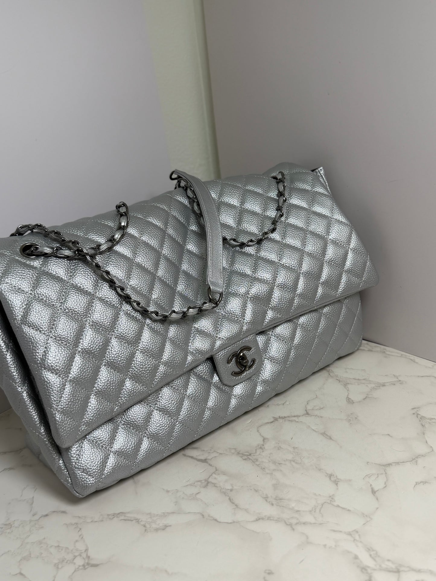Cc jumbo metallic flap travel