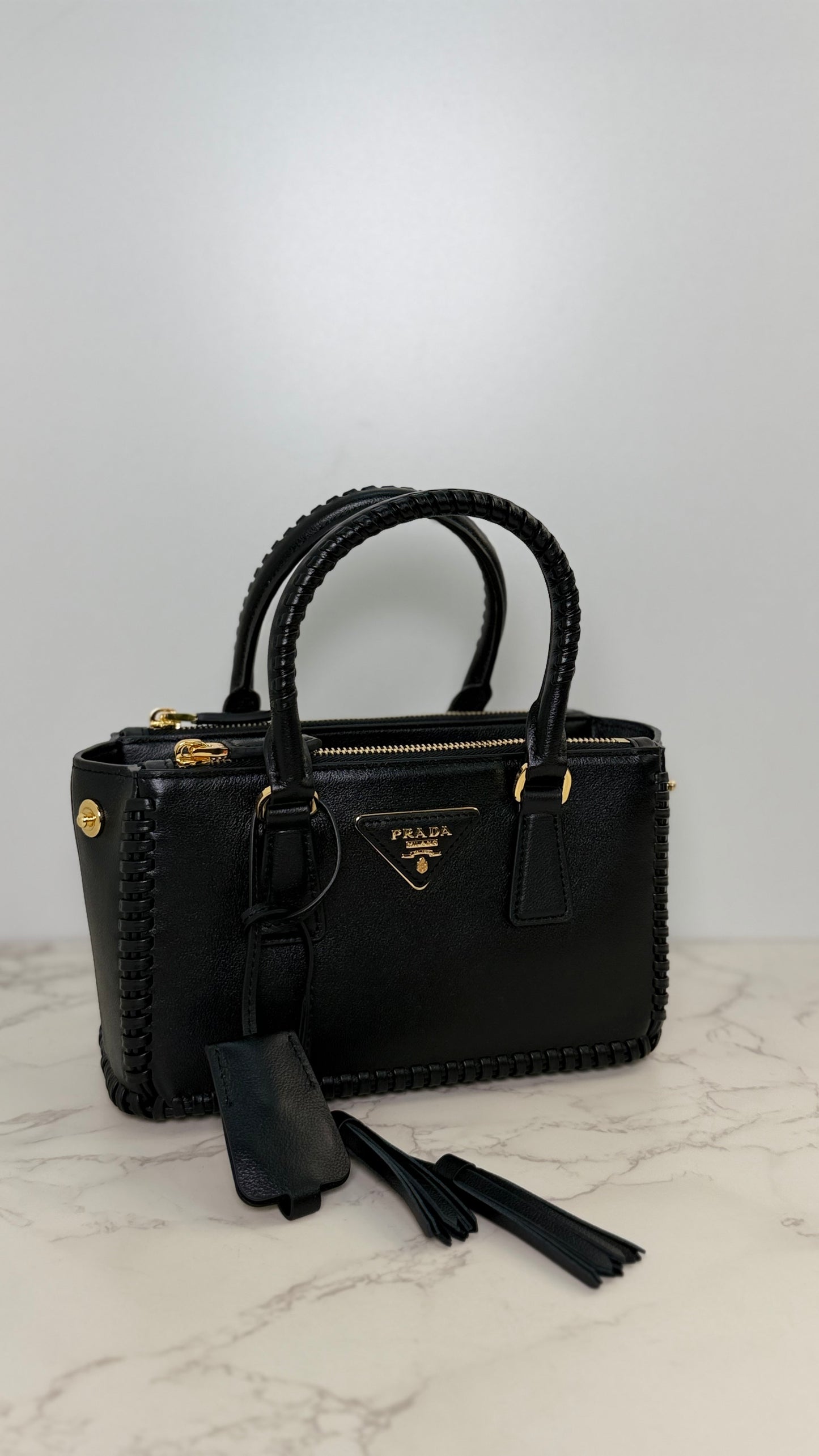 Prada western