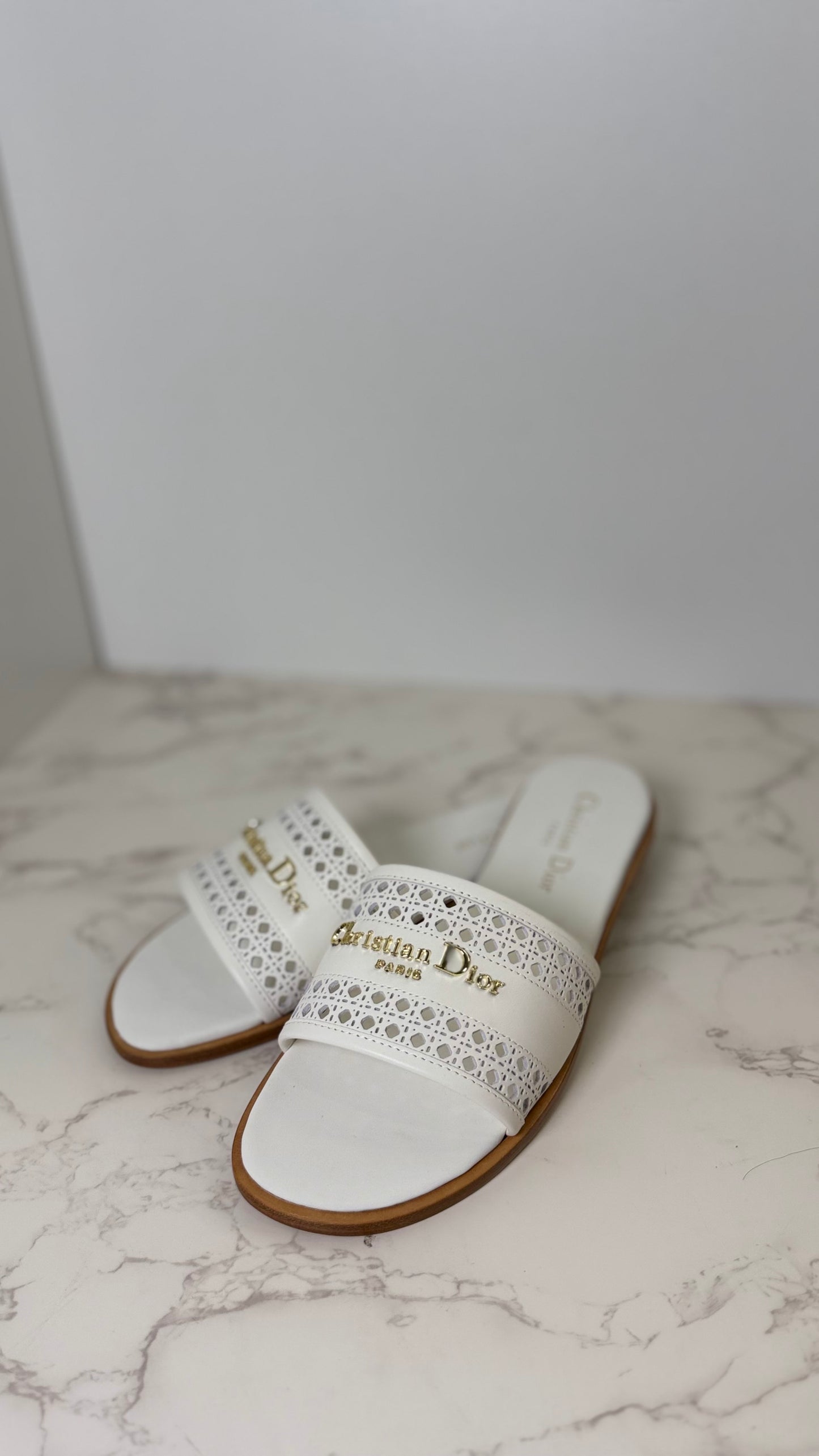 Cd Raffia Sandal