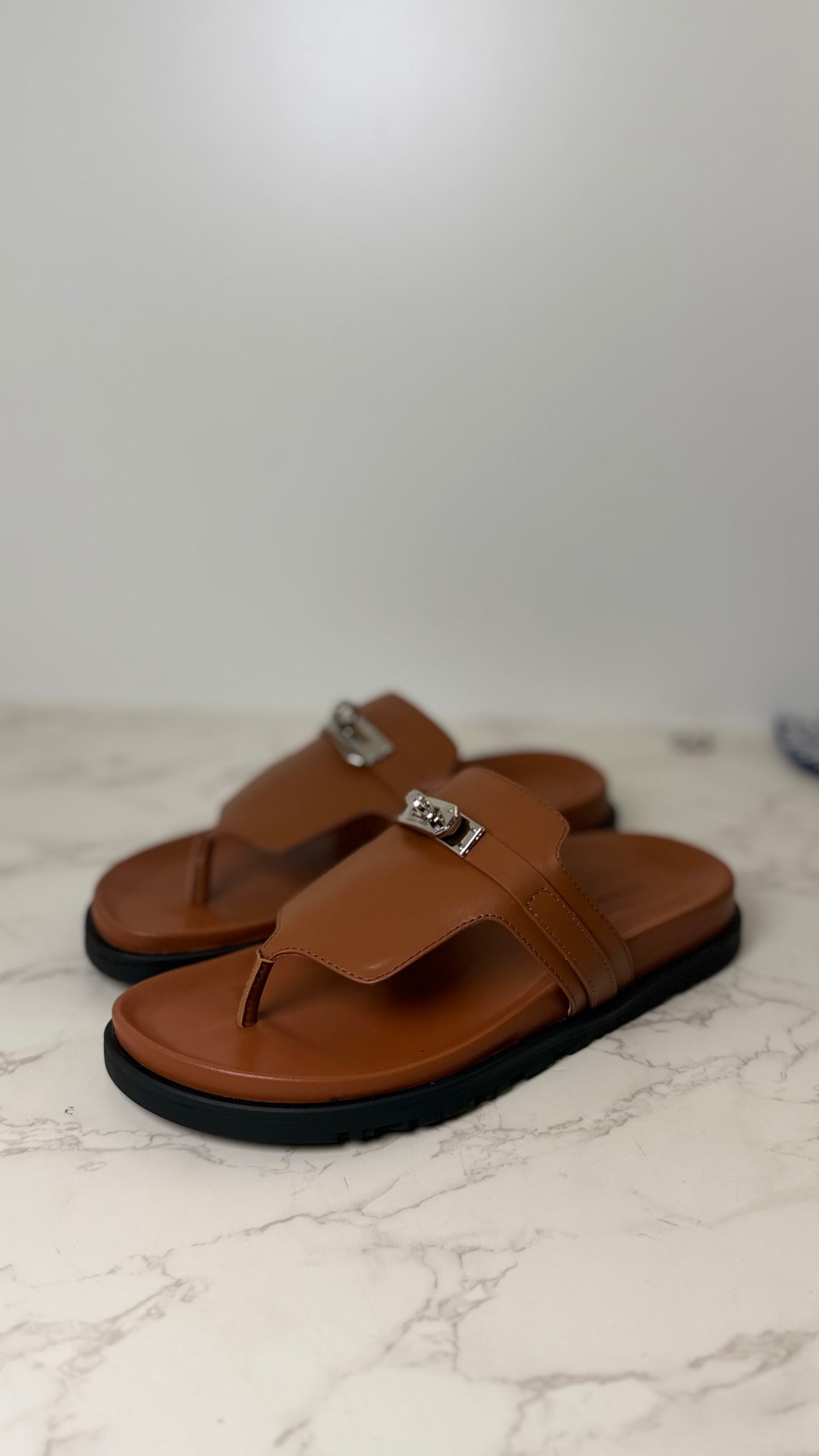 H dad sandal