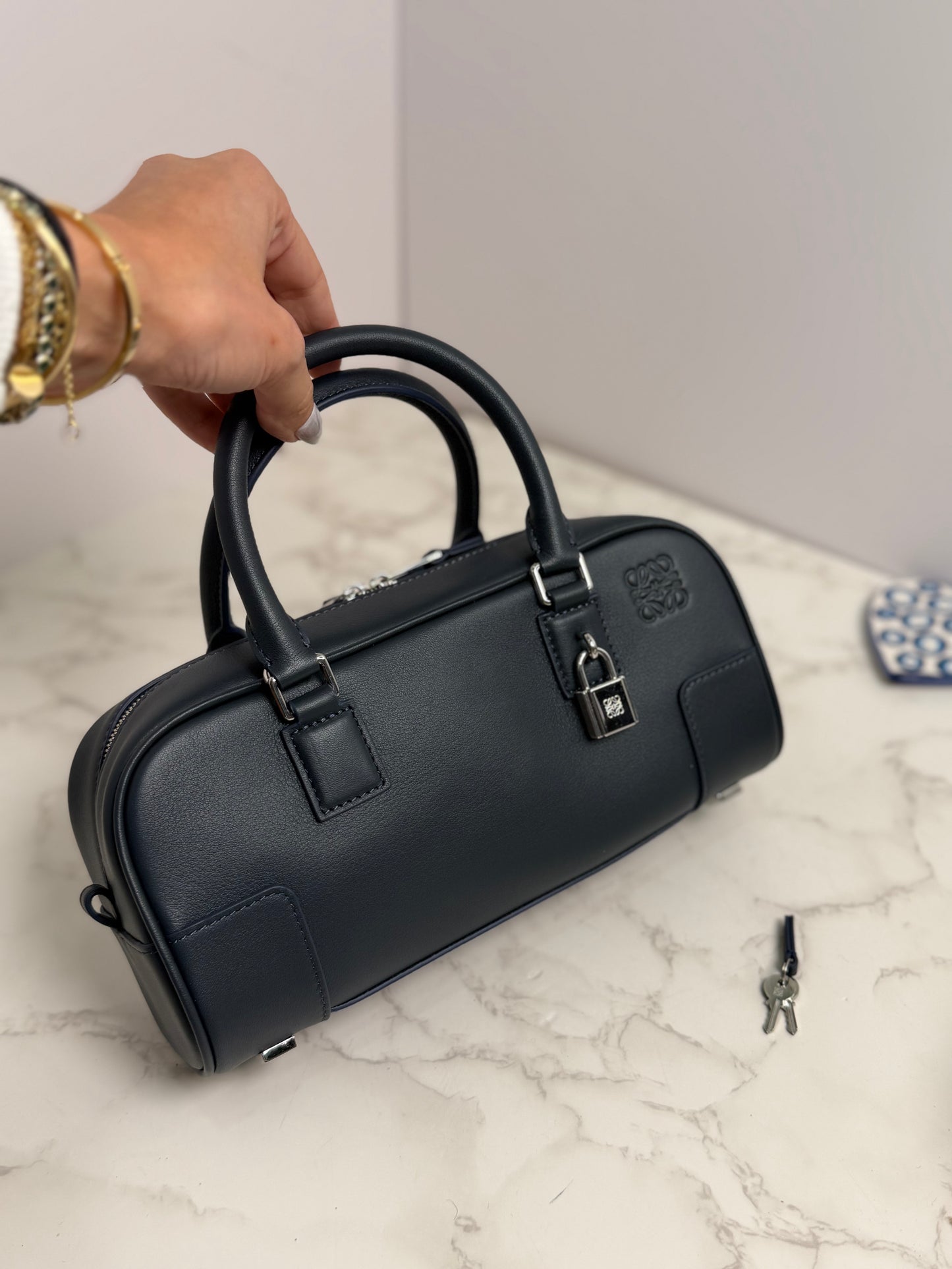 Loewe handle