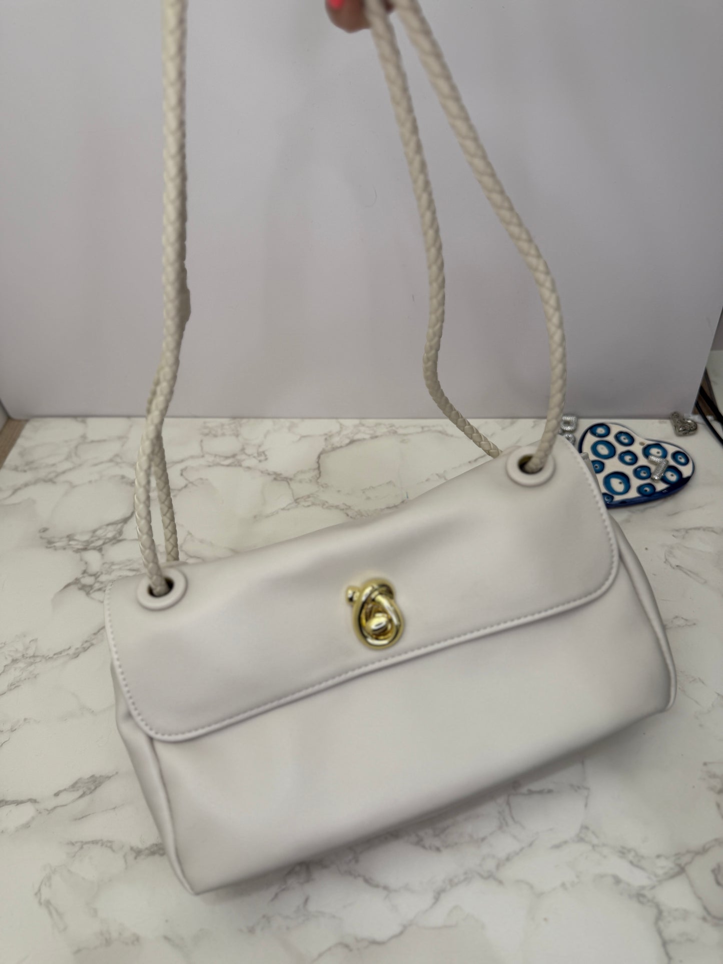BV SHOULDER Bag l