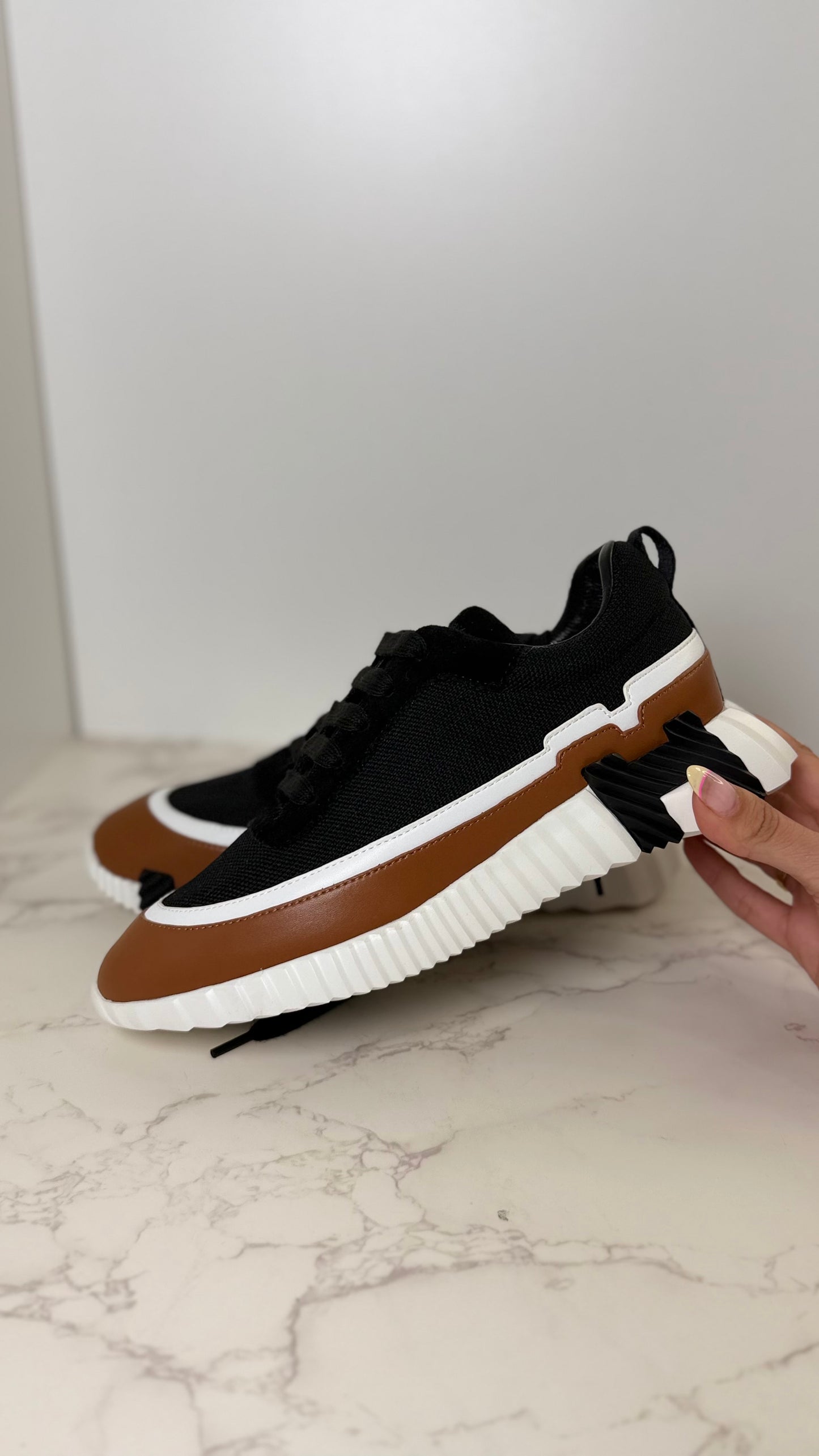 H Jet Sneaker