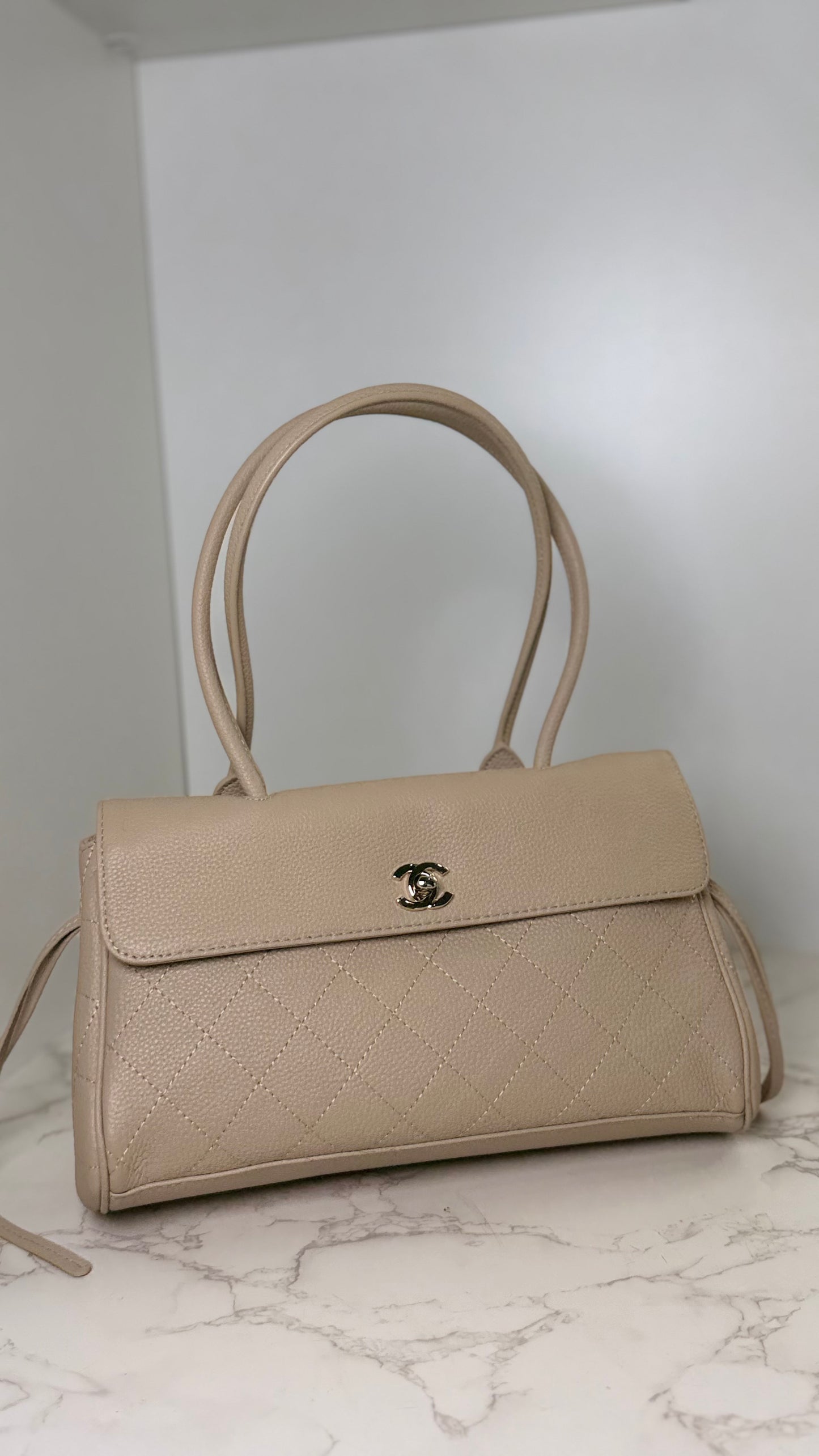 CC Shoulder