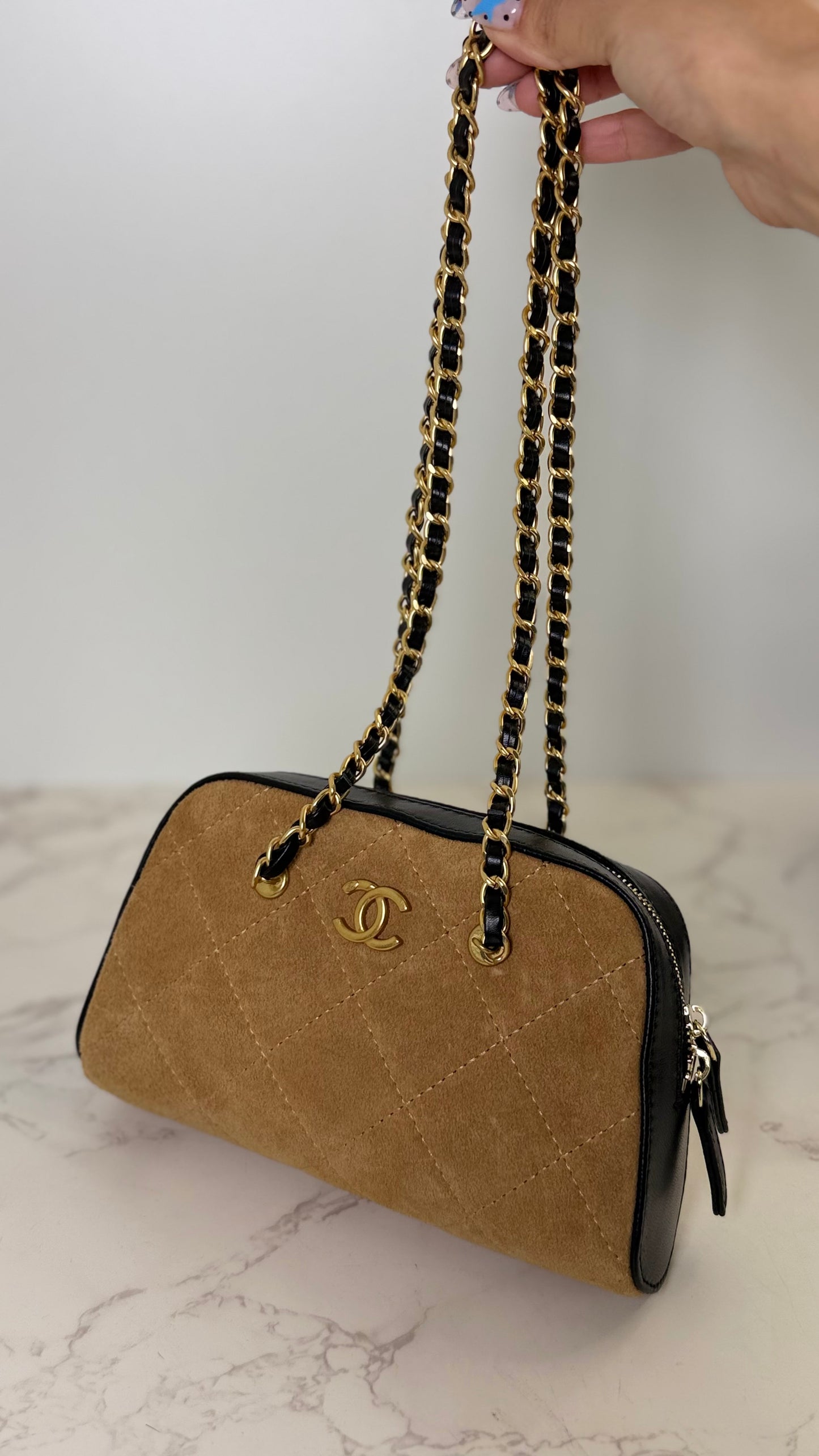CC Suede Shoulder