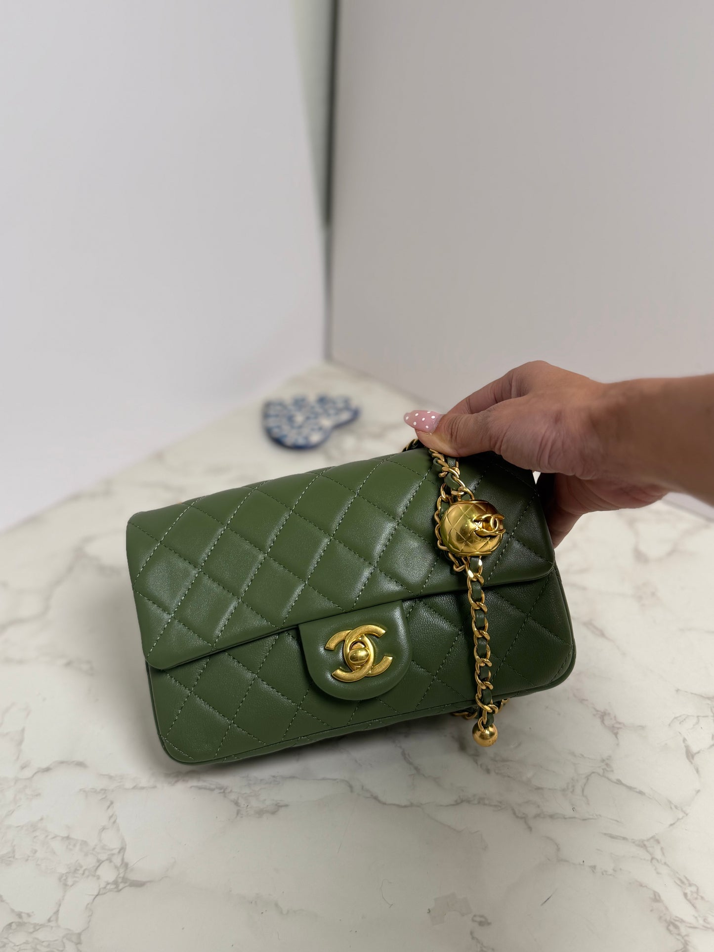 Cc flap adjustable strap