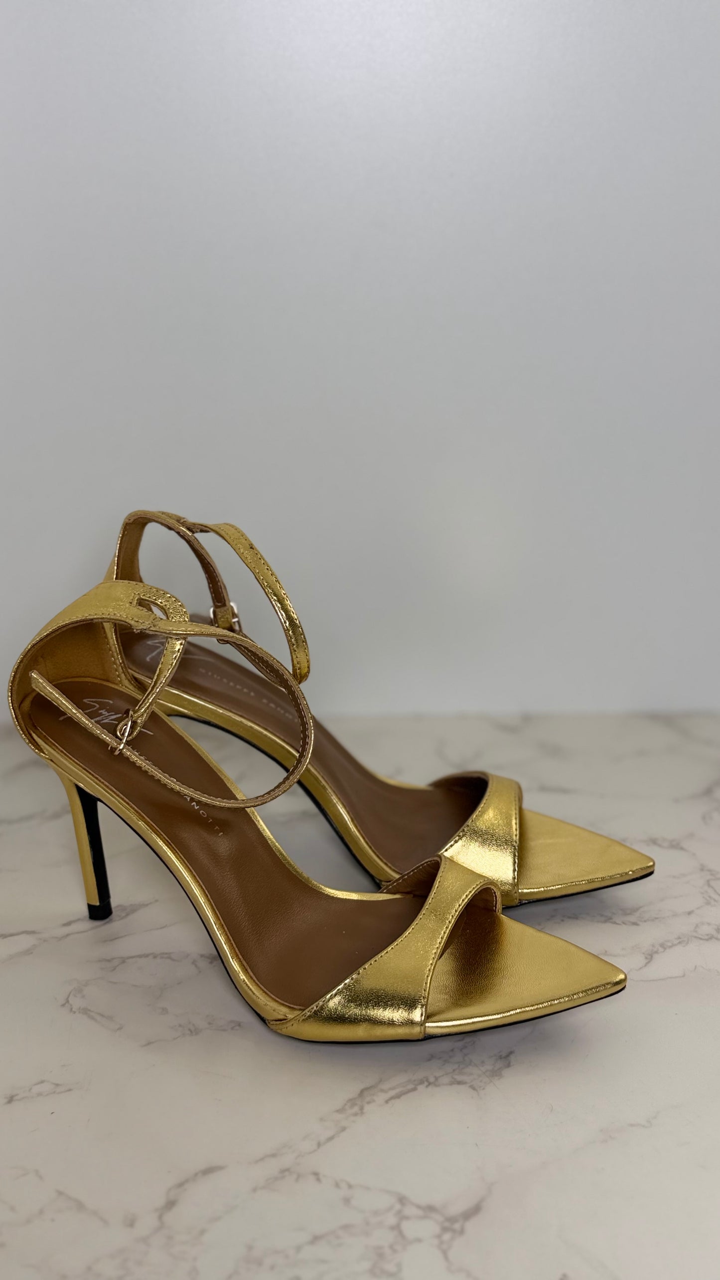 Giuseppe heel