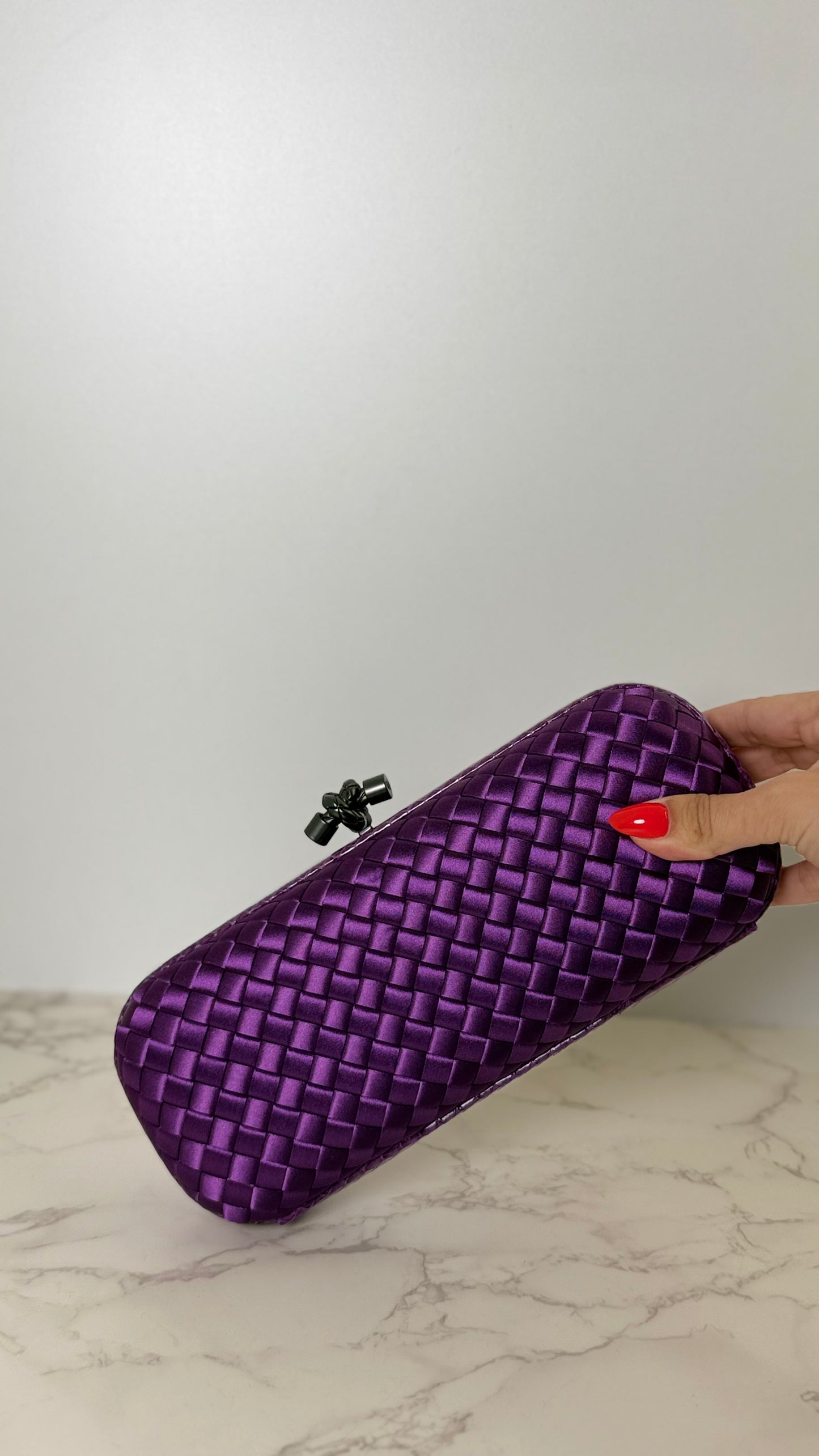 BV pill clutch