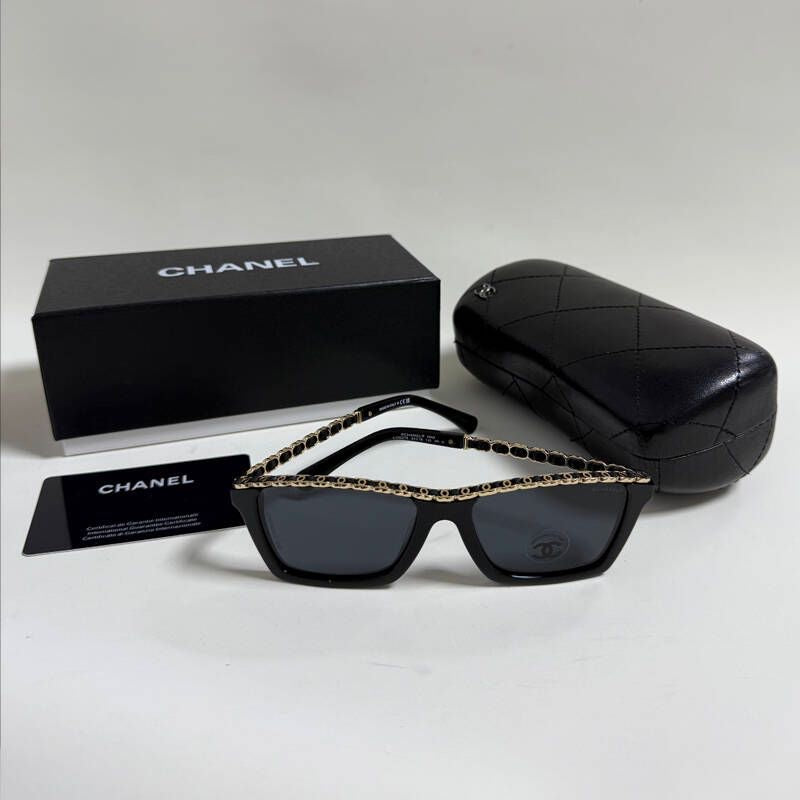 Chain sunglasses