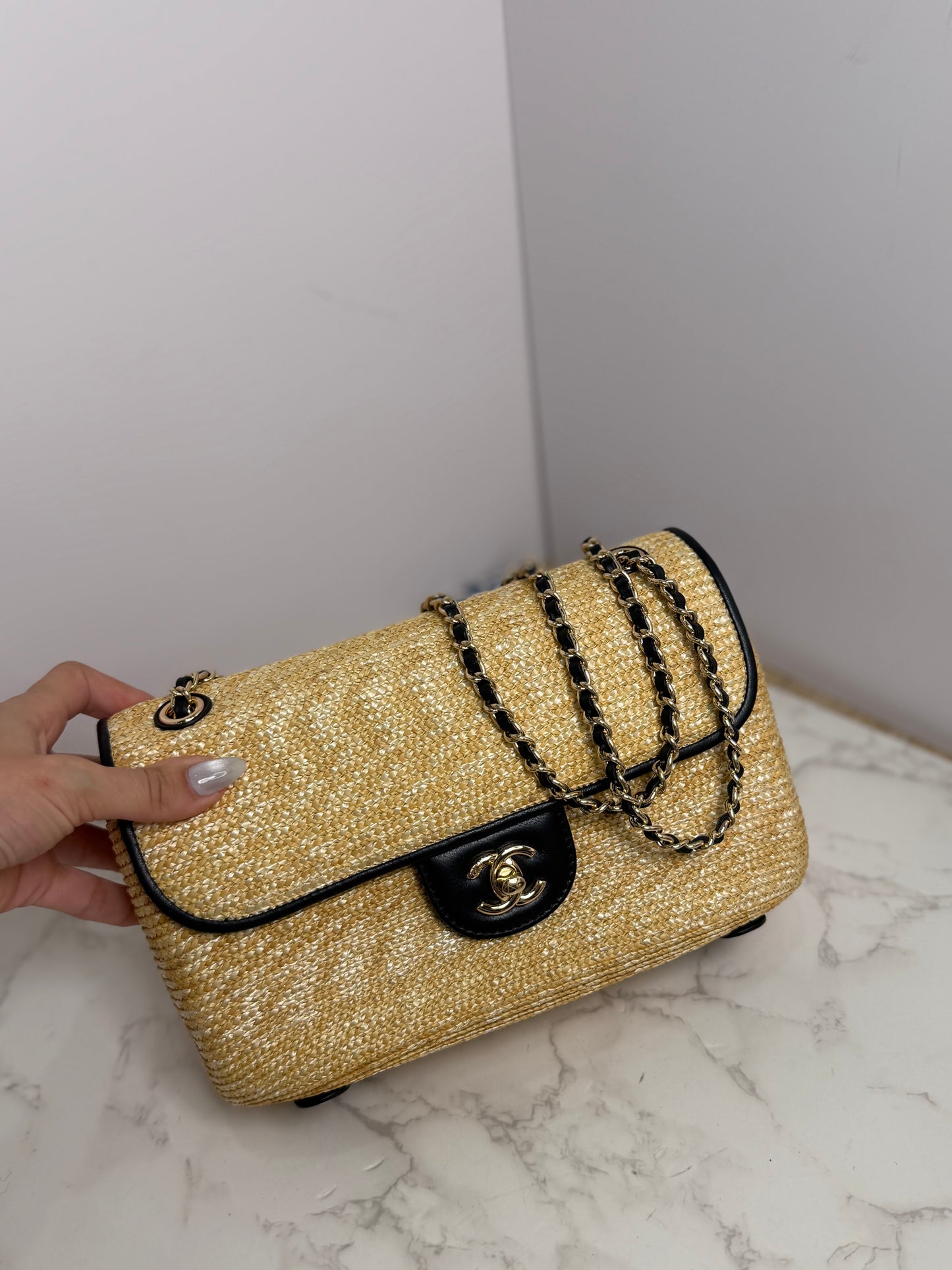 Cc raffia flap