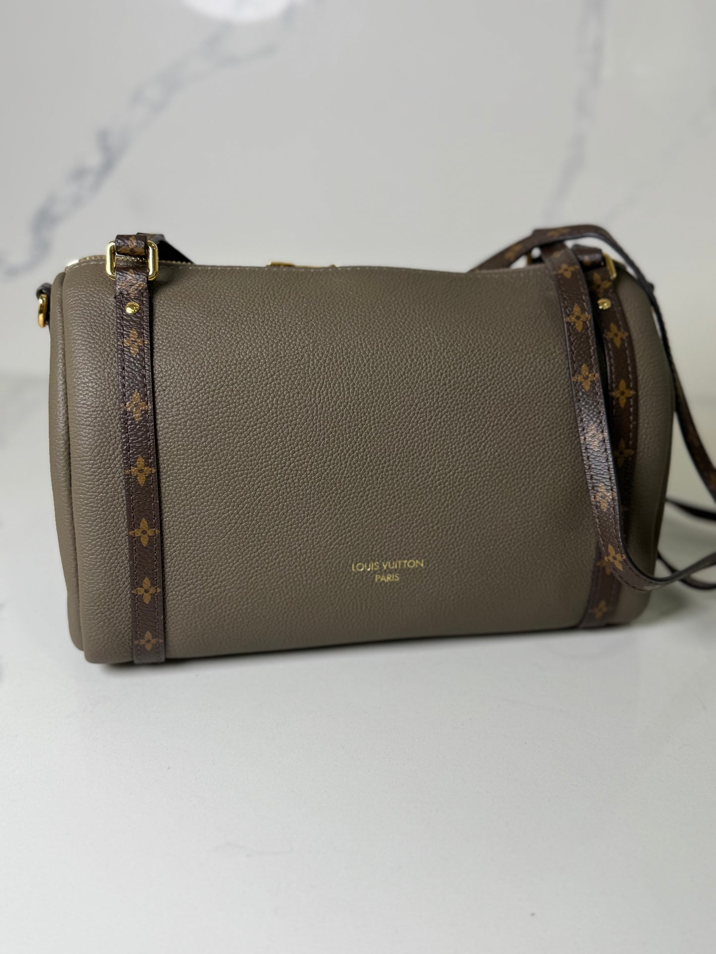 Lv express tote