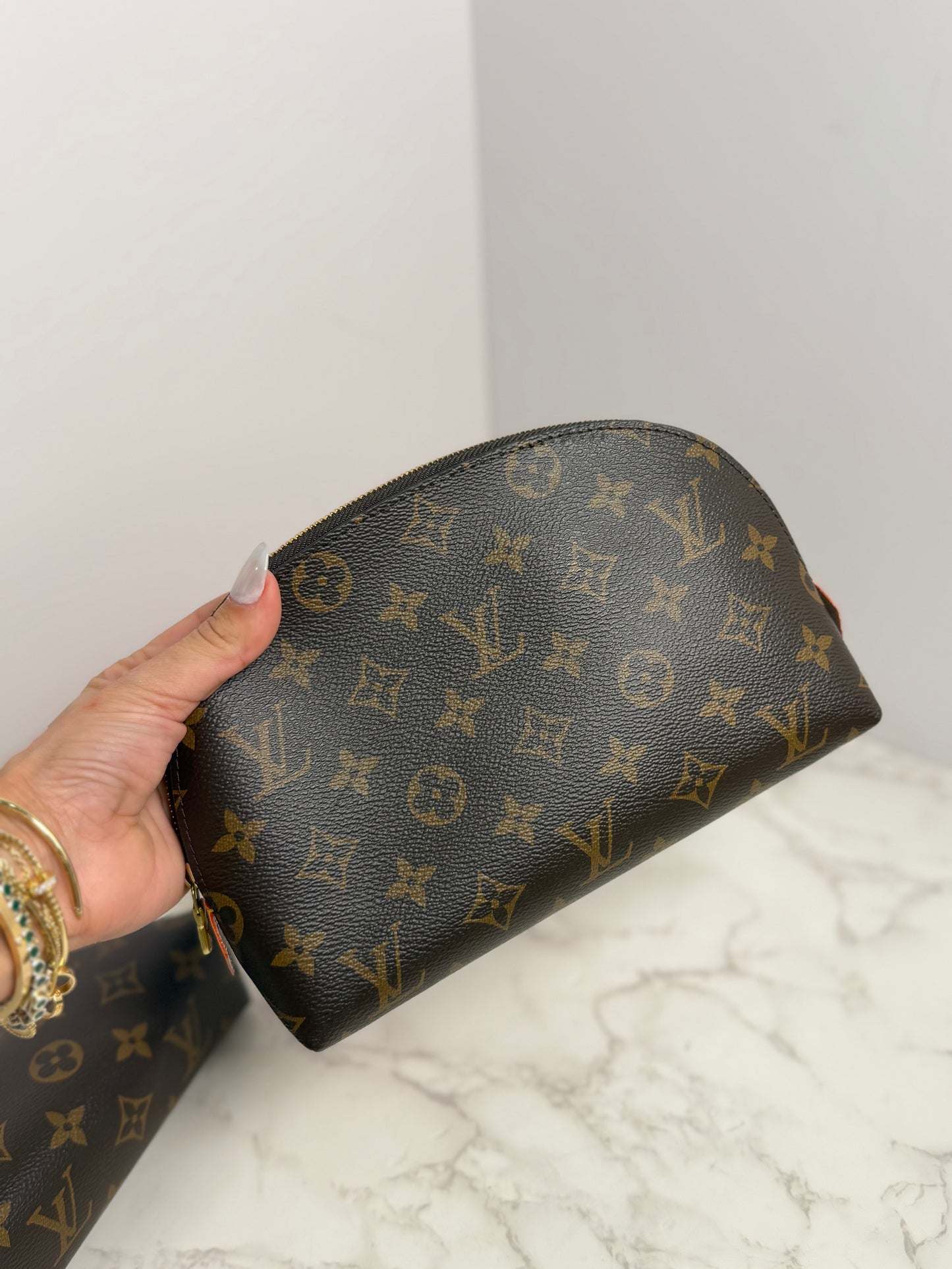 Lv cosmetic