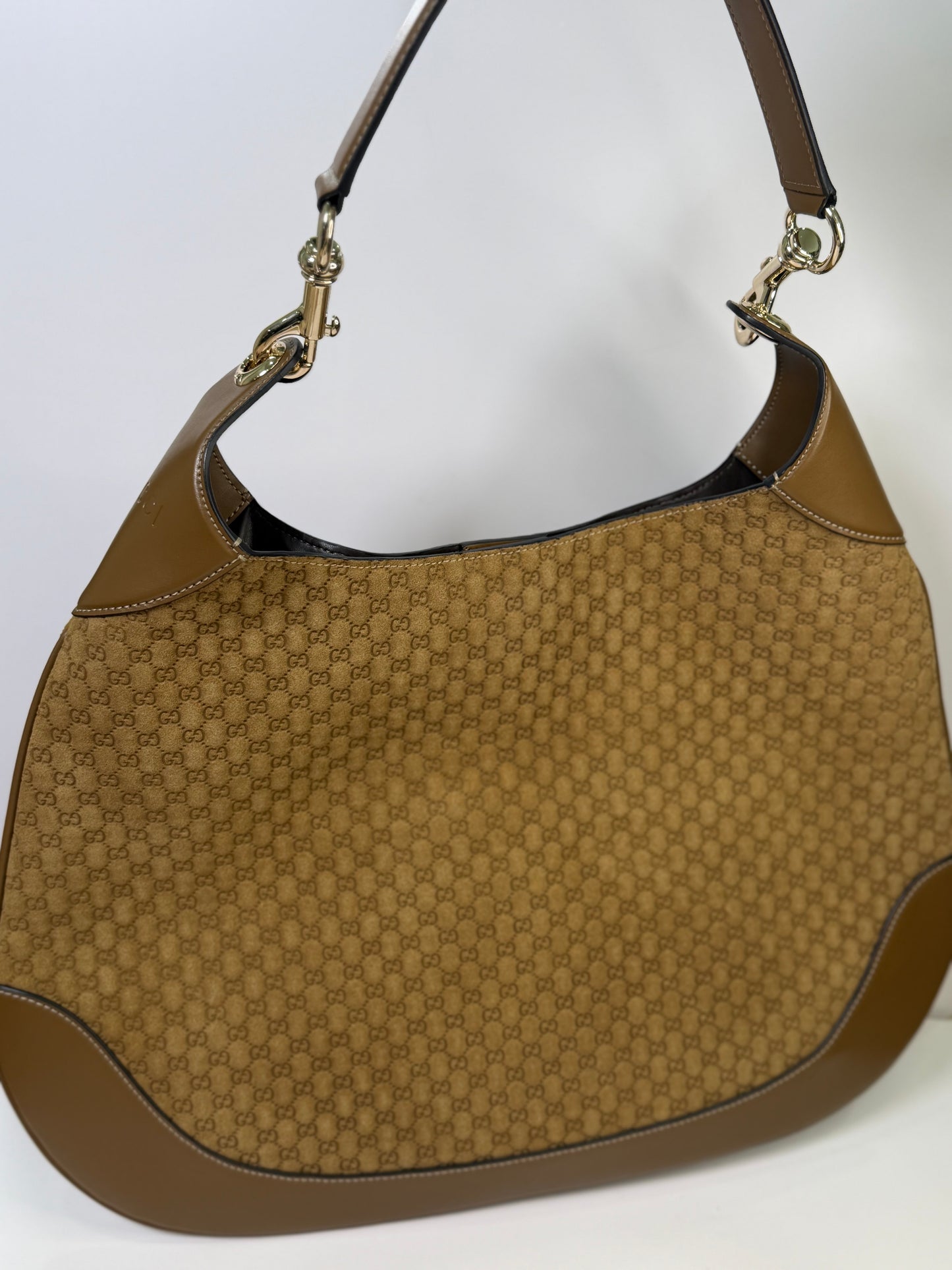 Gg suede shoulder