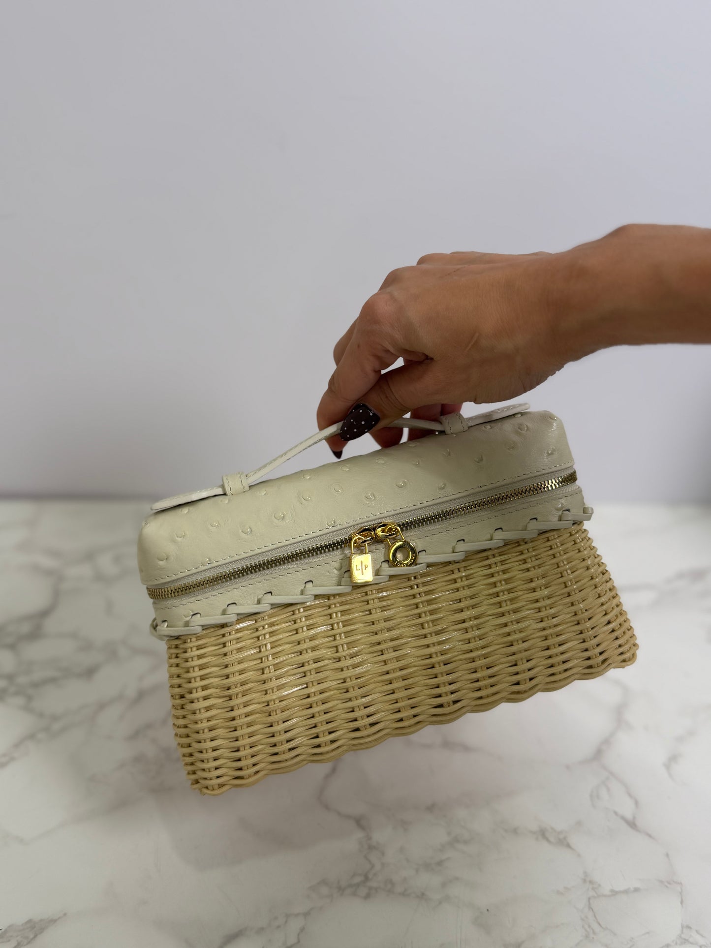 Lp wicker