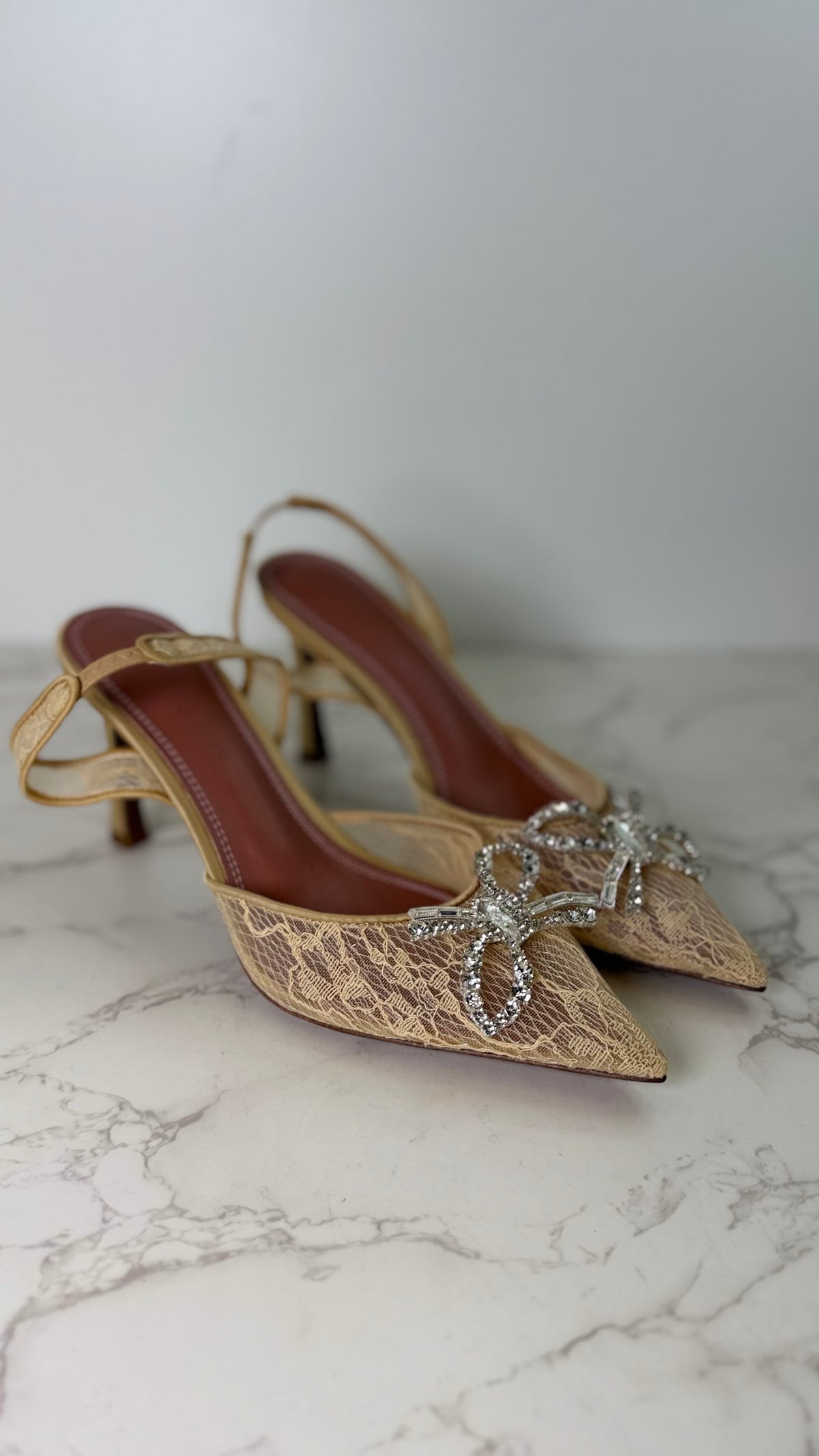 AM LACE HEEL