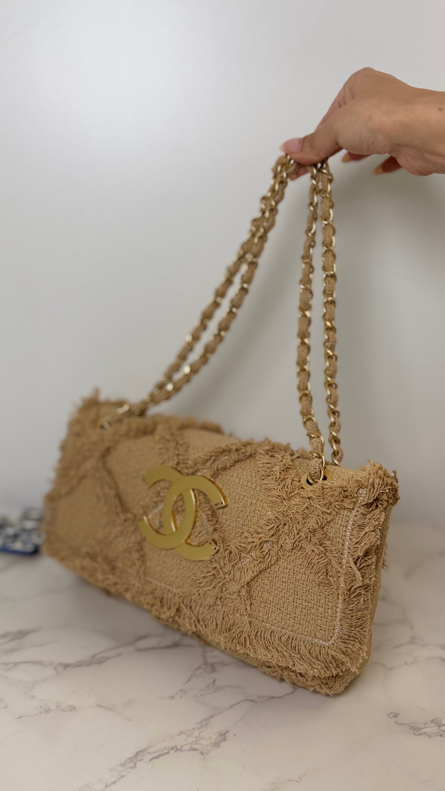Cc raffia flap