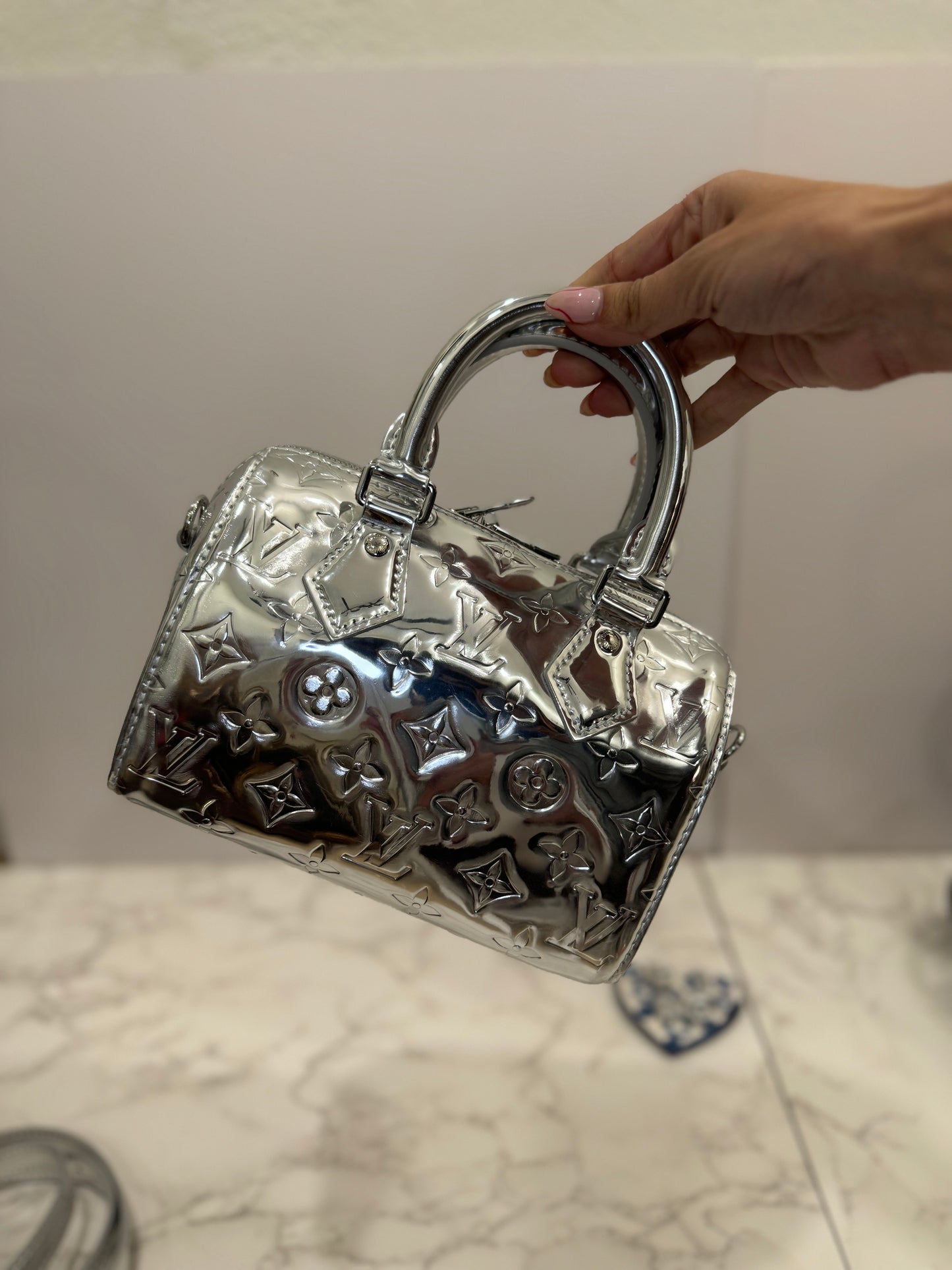 Metallic lv speedy