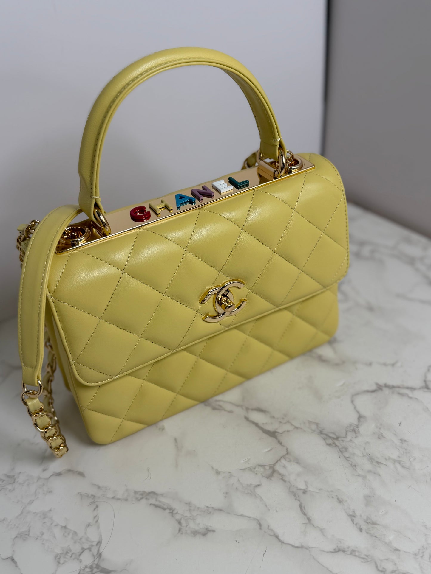 CC TOP HANDLE COLORFUL