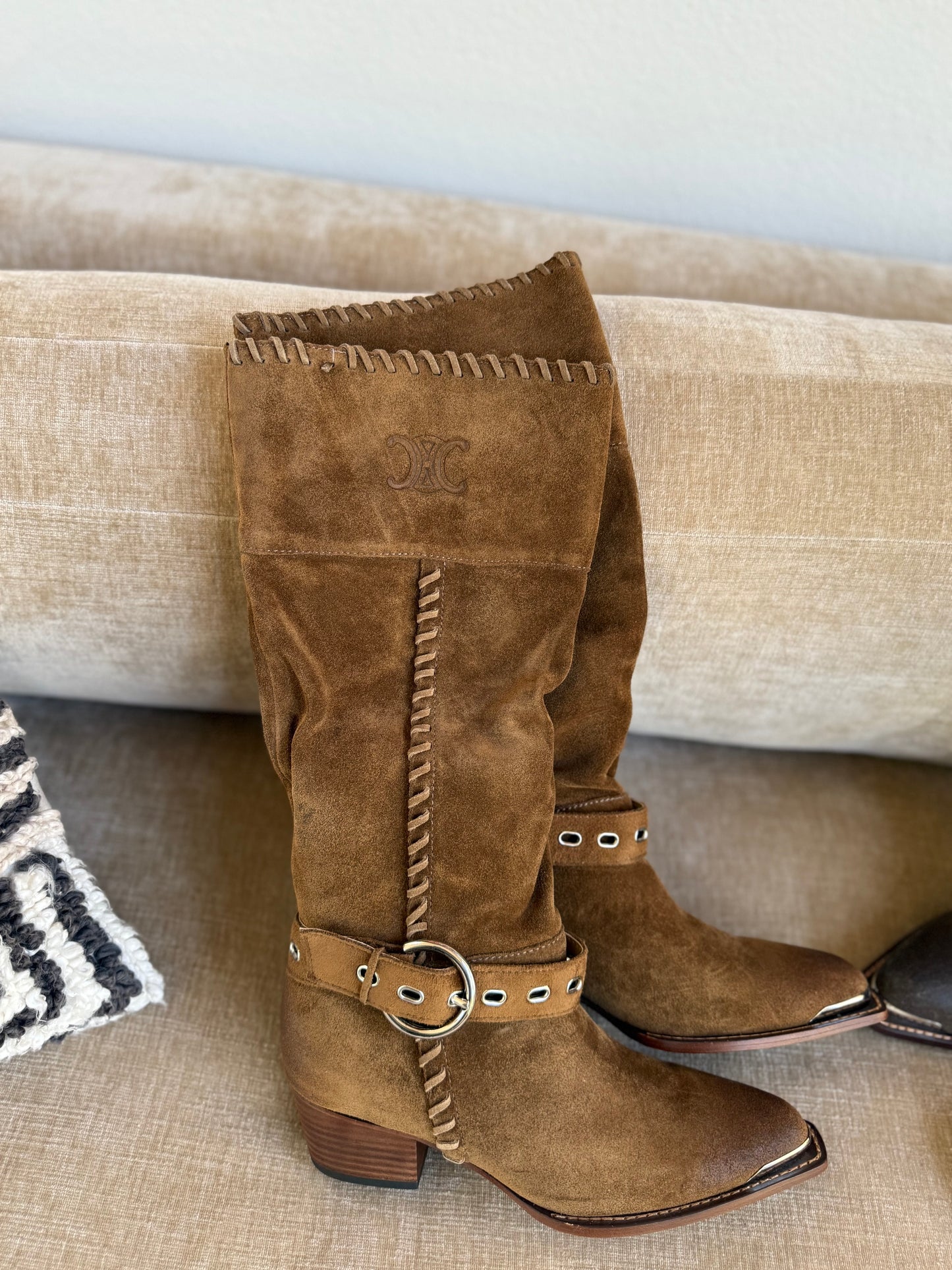 Suede western boot