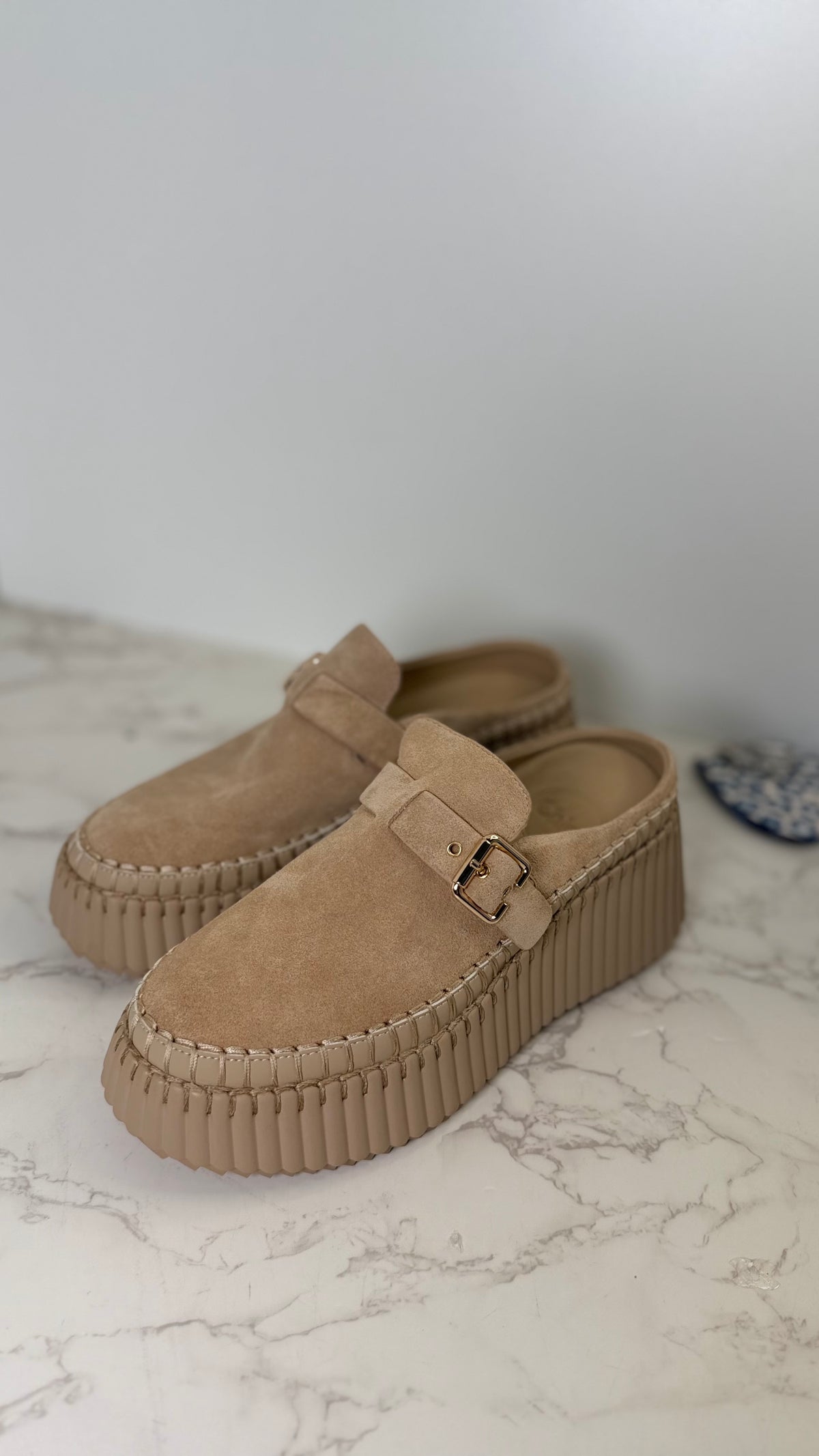 Chloe clog