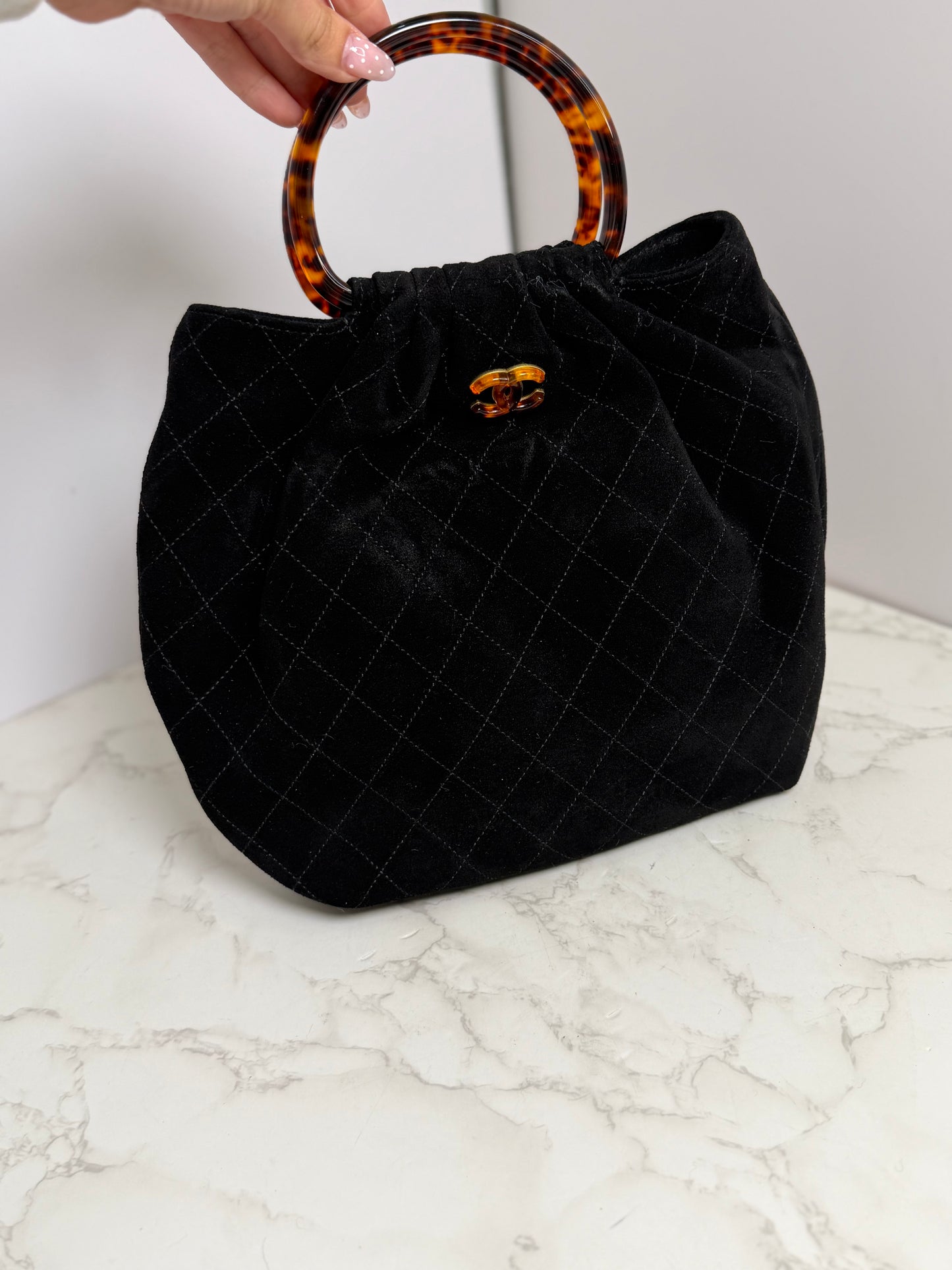 Cc bucket suede