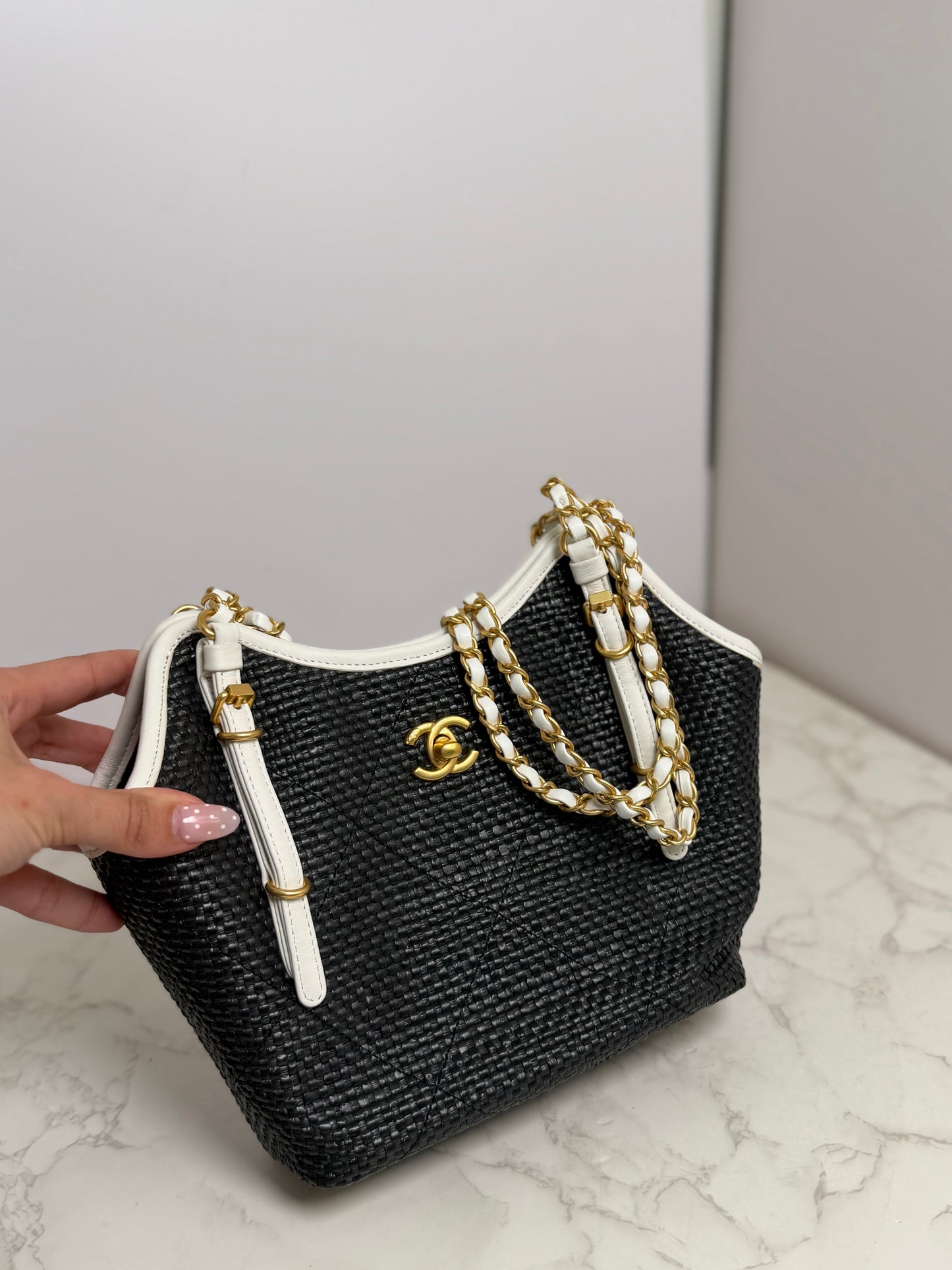 CC RAFFIA TOTE