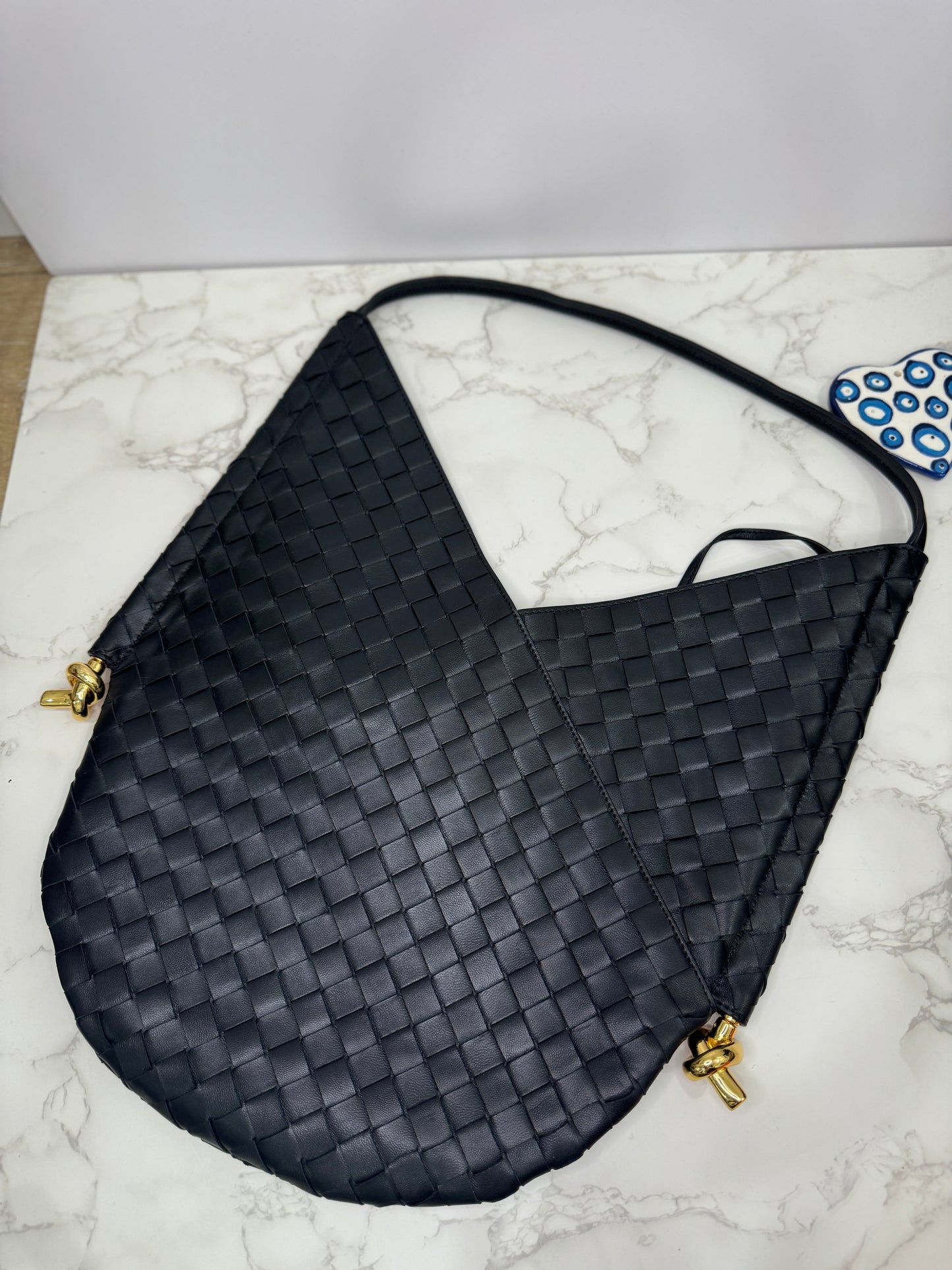 Woven knot tote