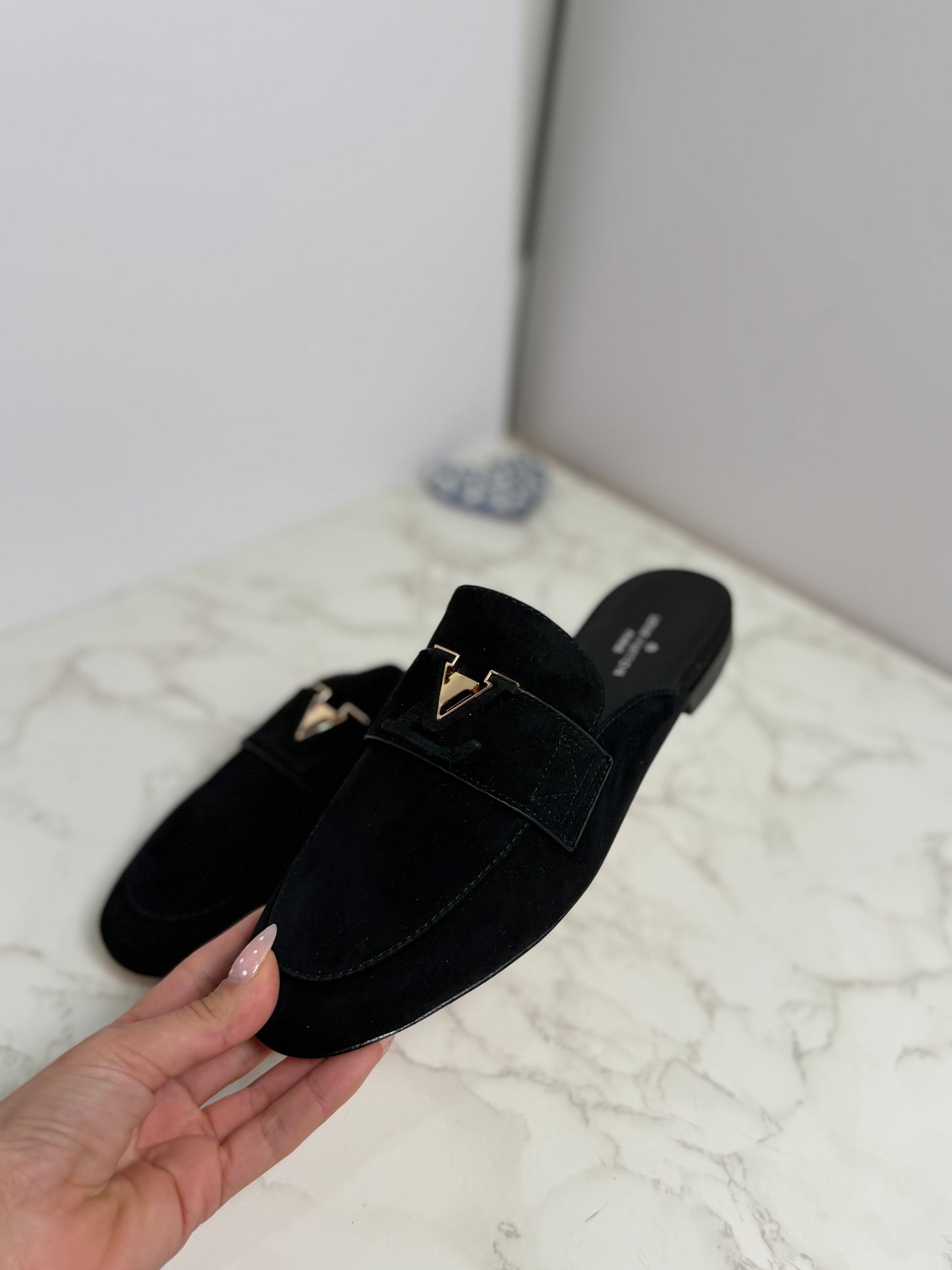 Lv suede mule