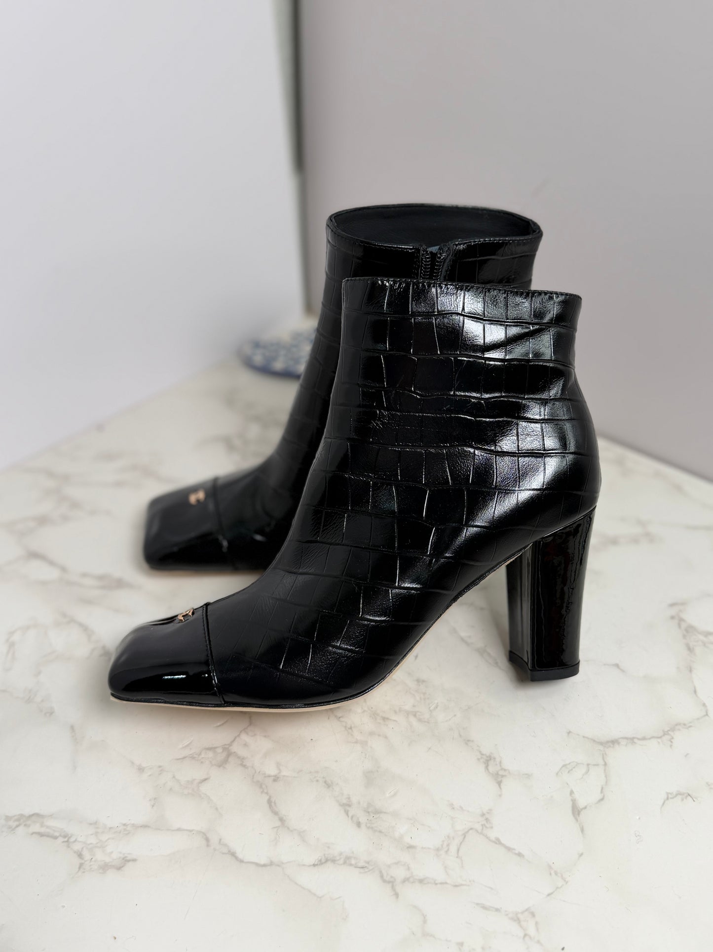 Cc croc booties
