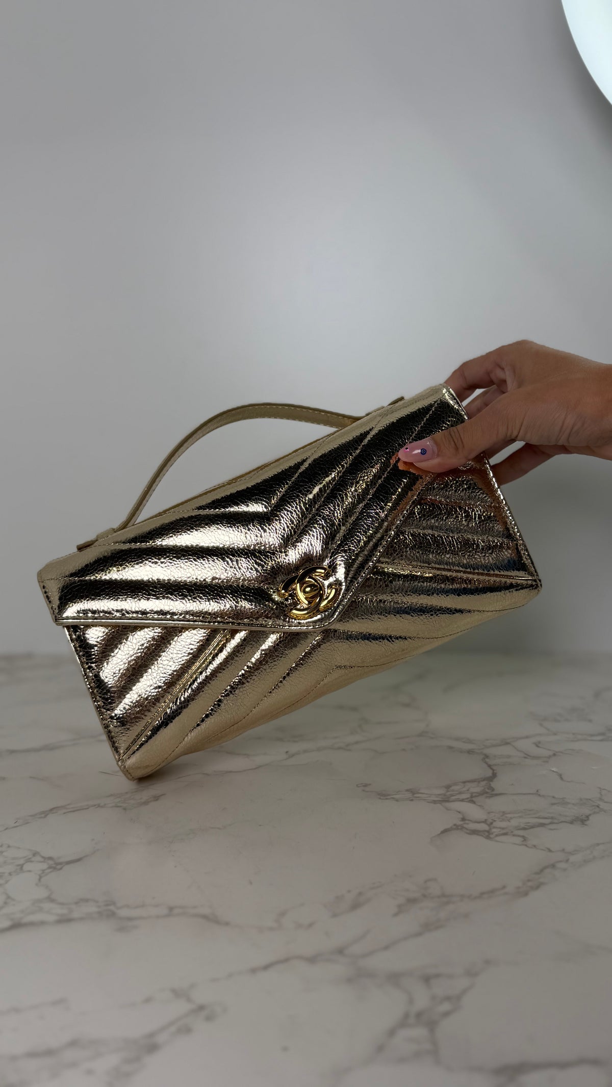 CC Chevron Clutch