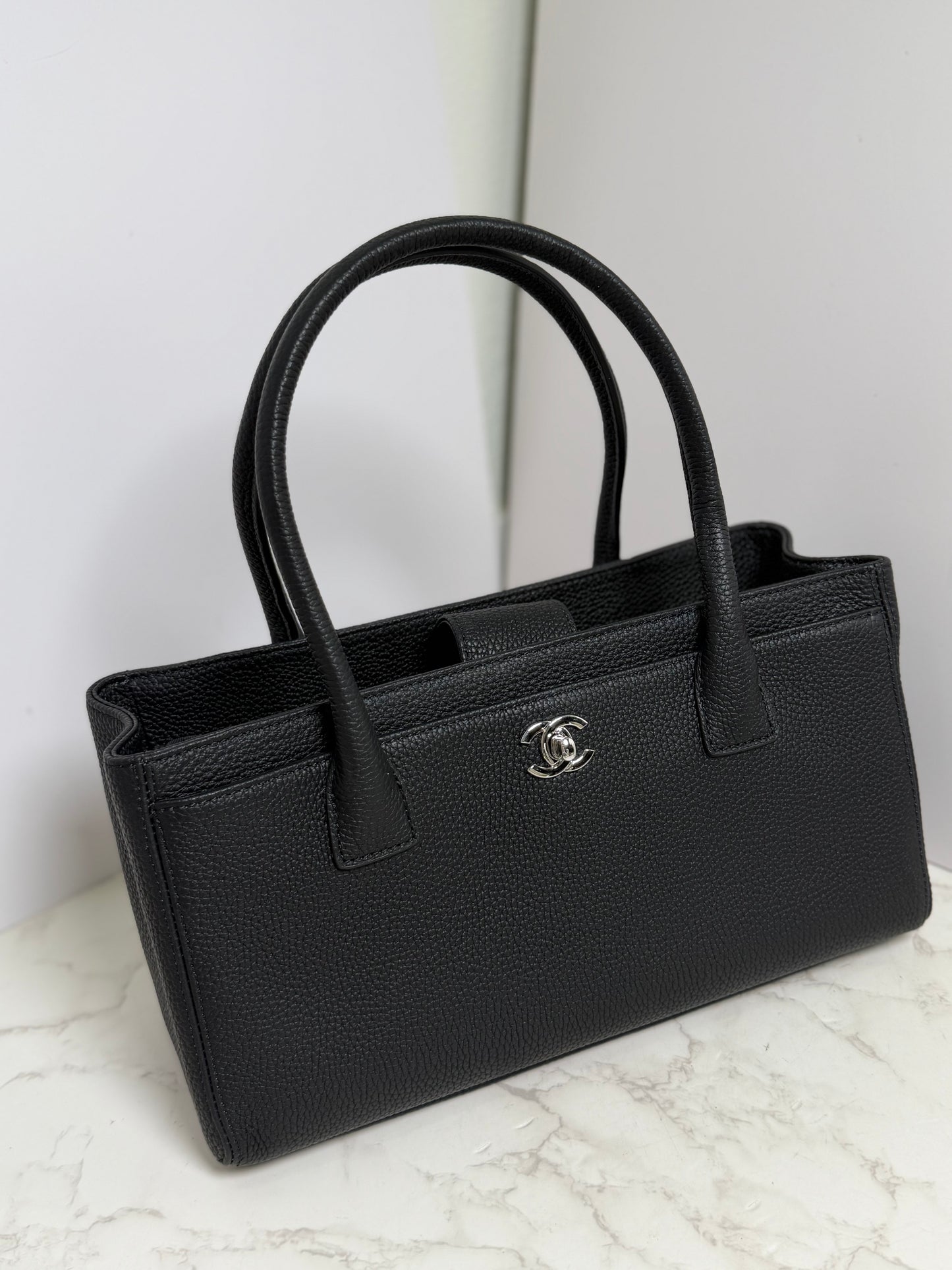 Cc shoulder bag