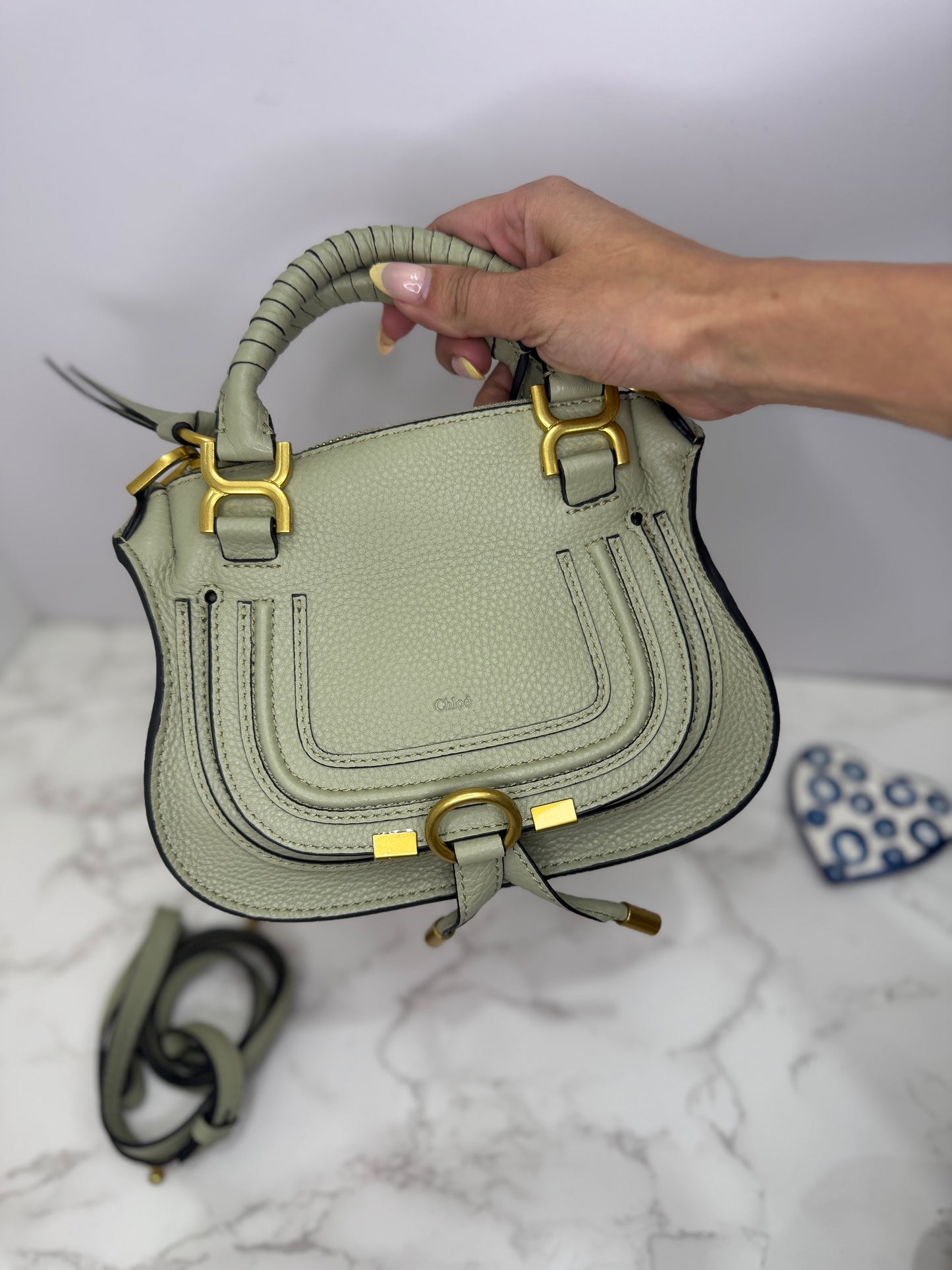 Chloe saddle