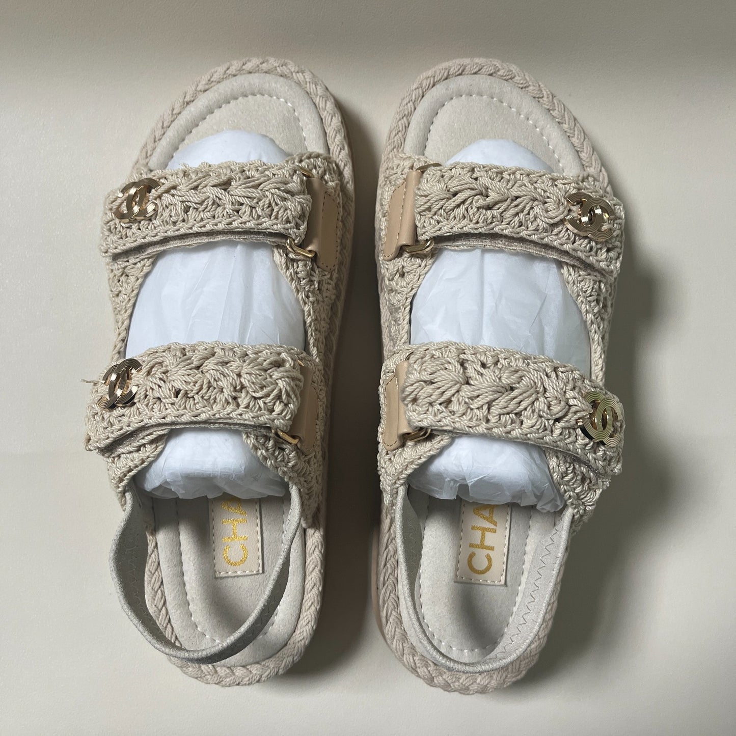 Raffia crochet dad sandals