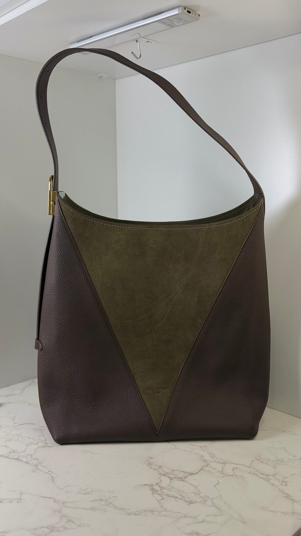 Lv suede shoulder