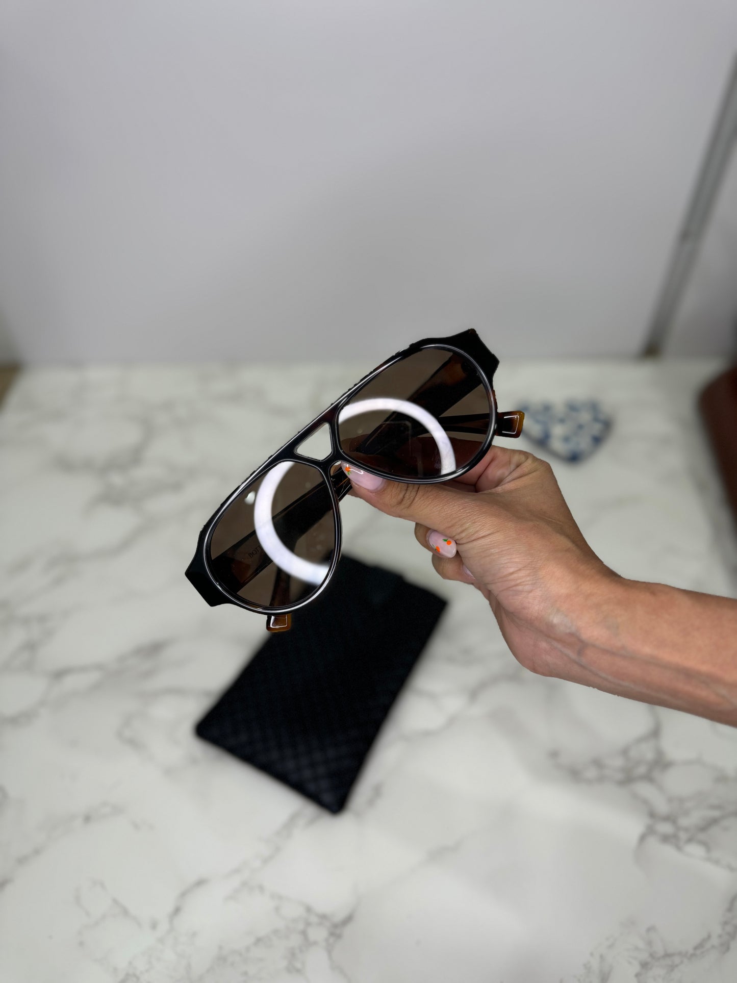 Sunglasses bv