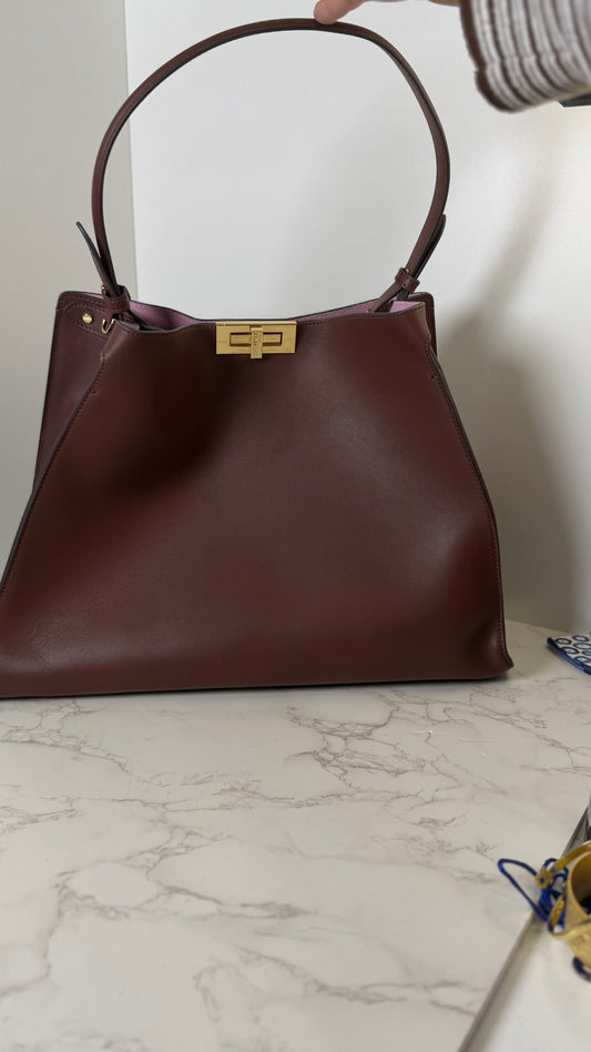 XL Fendi Peekaboo