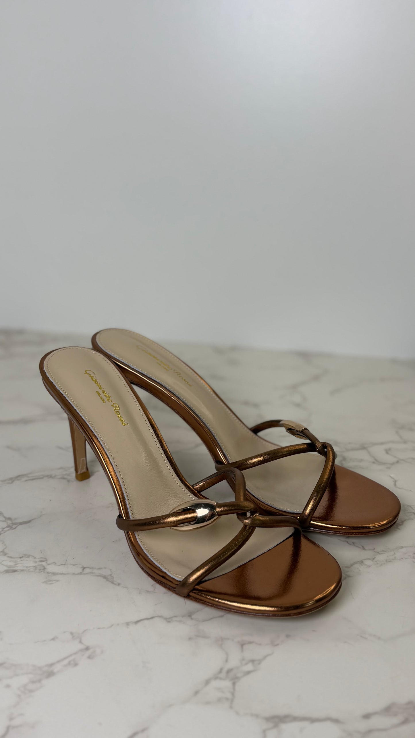 Rossi heel