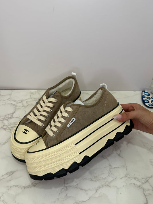 Cc platform sneaker