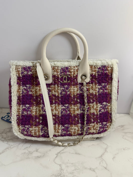Cc tweed tote