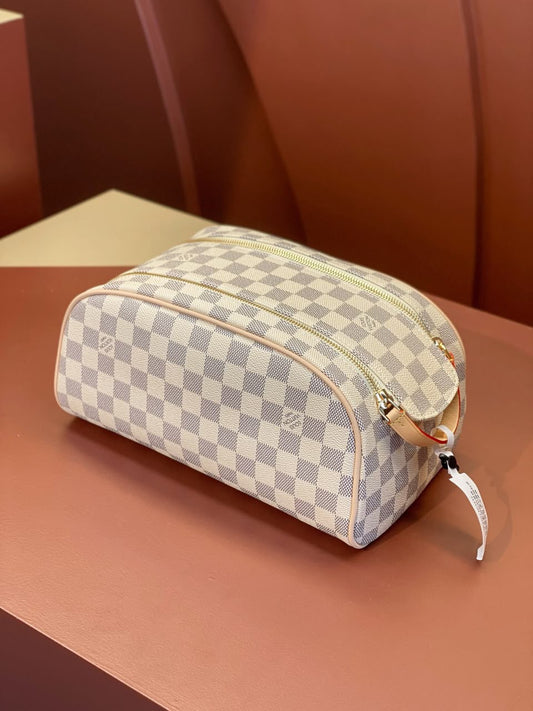 Lv hair cosmetics