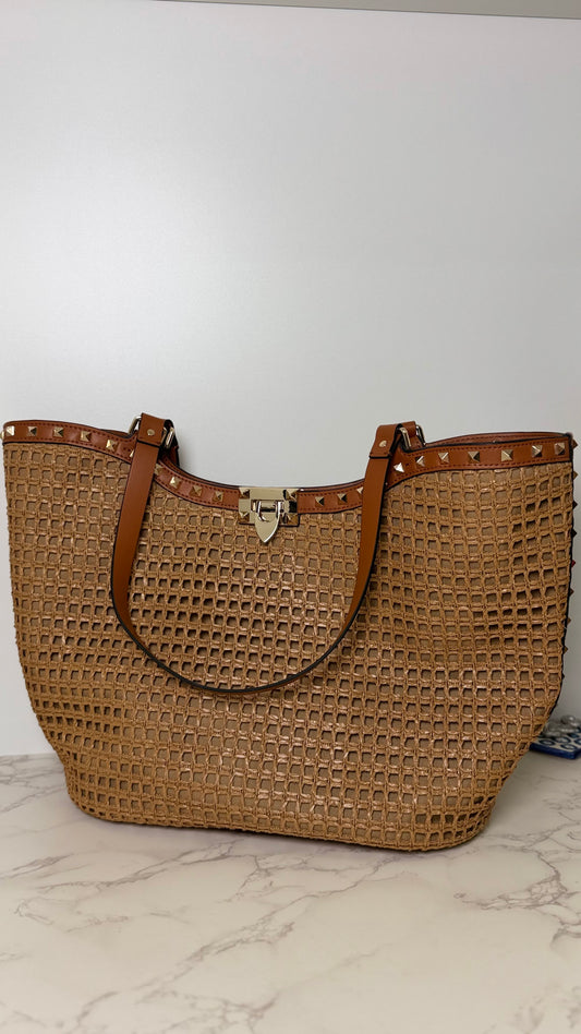 V Raffia Tote