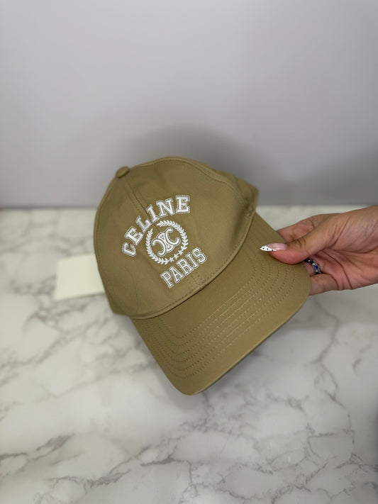 Celine hat