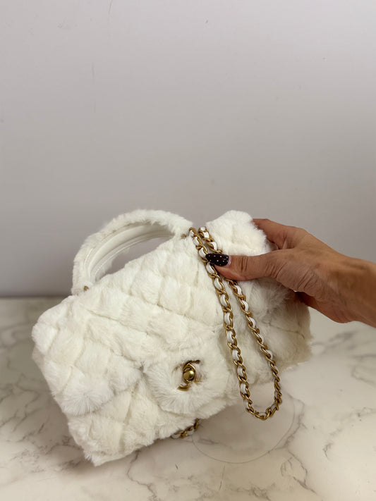 Fuzzy cc coco top handle