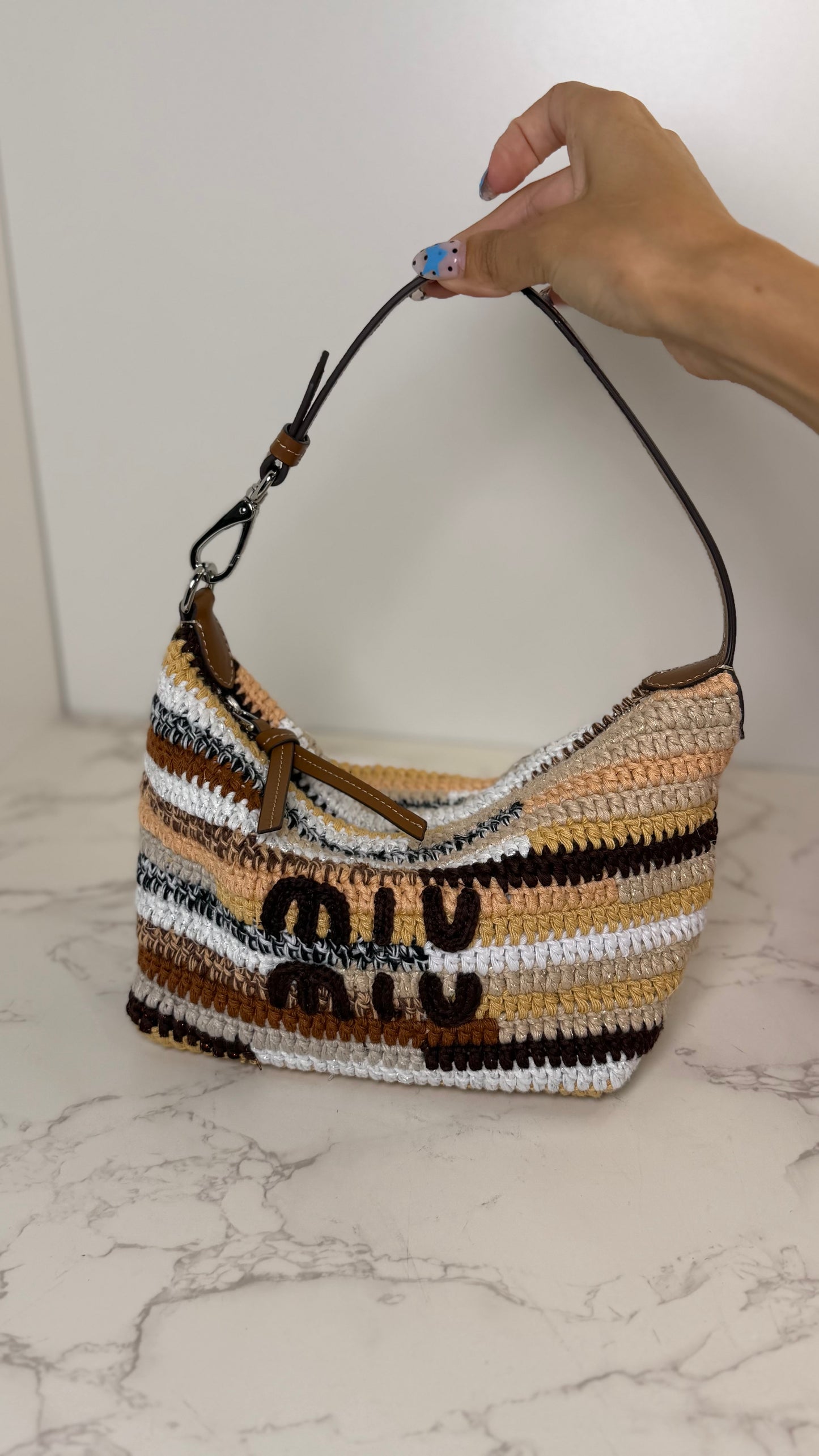 MM Crochet Shoulder