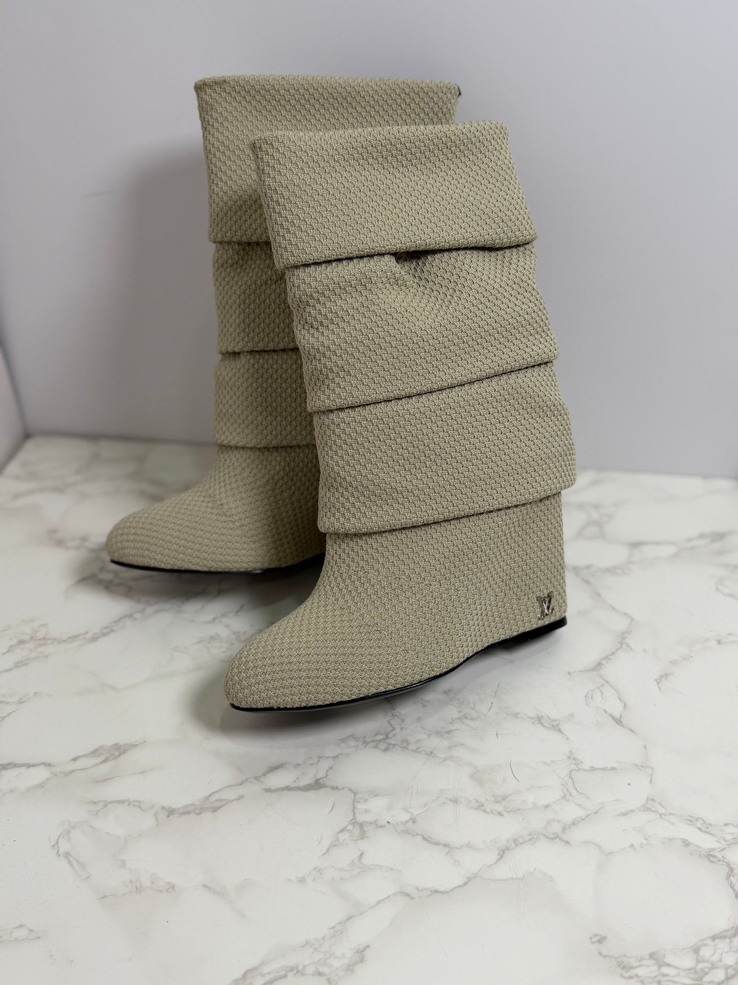 Lv boots