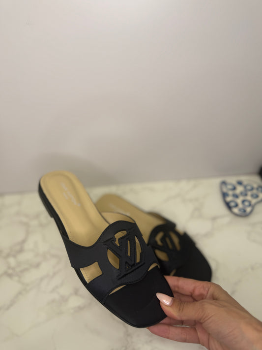 Satin slide