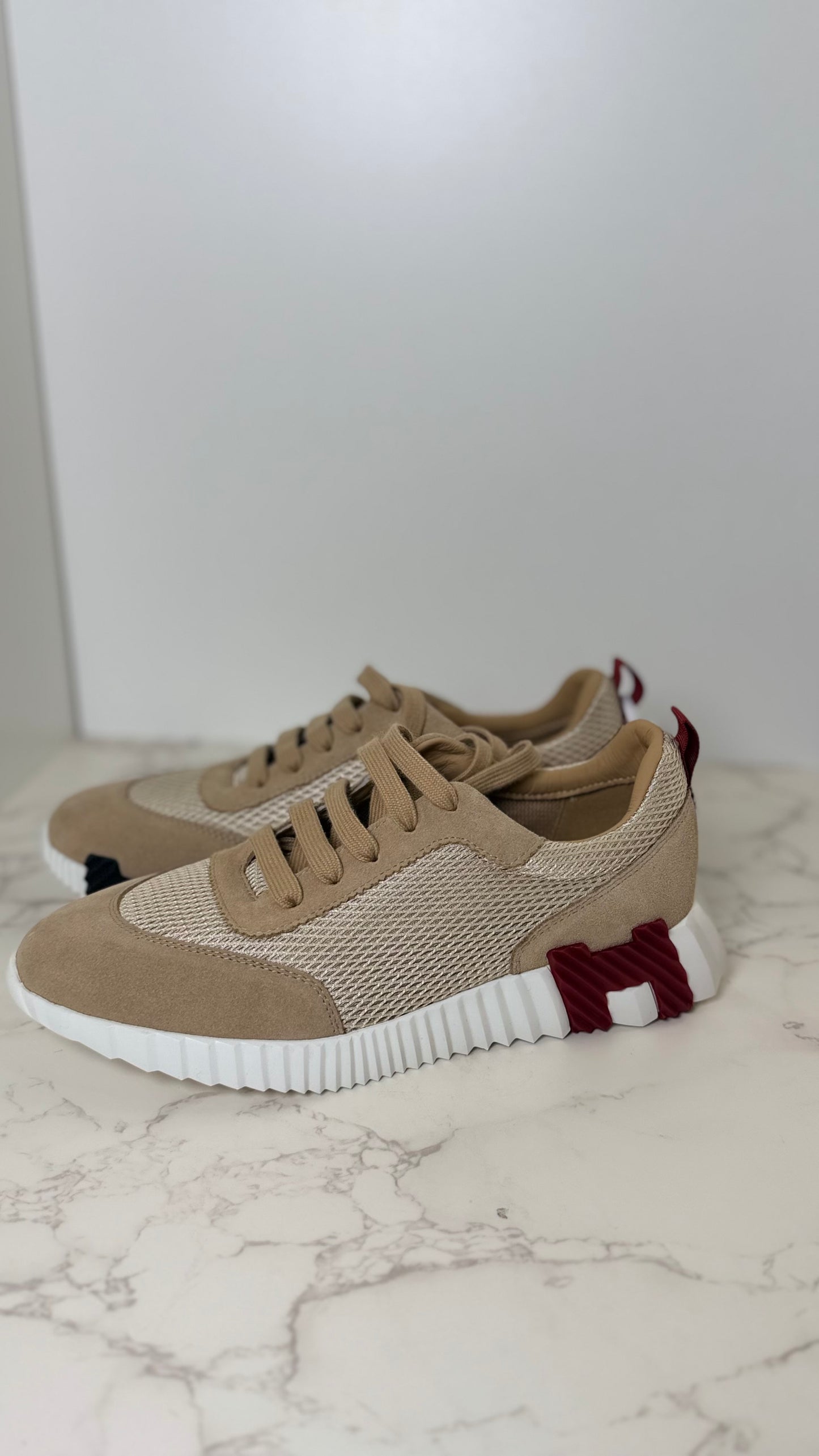 H Jet Sneaker
