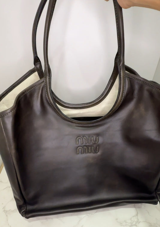 Mm tote