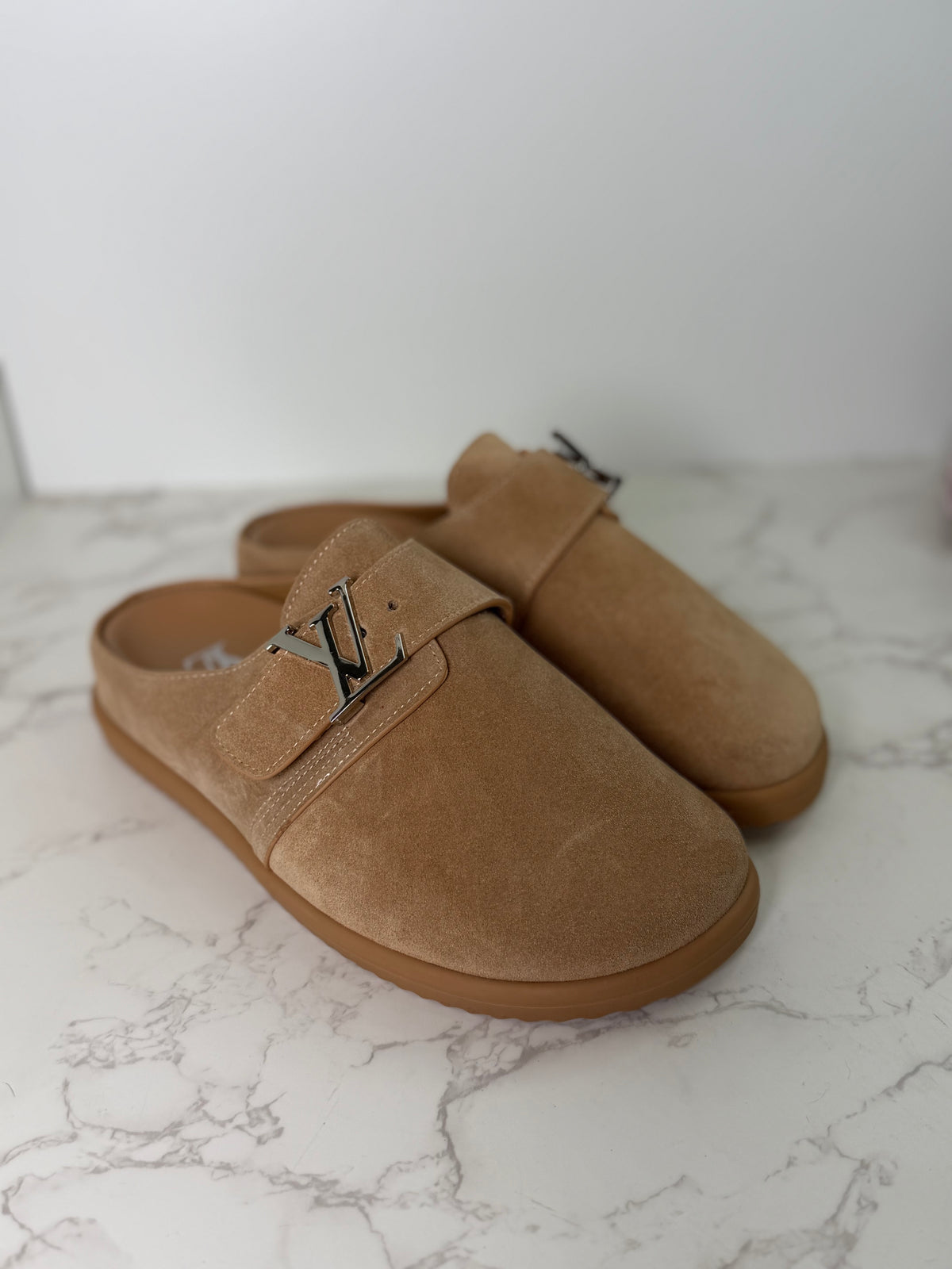 Lv mule (Copy)